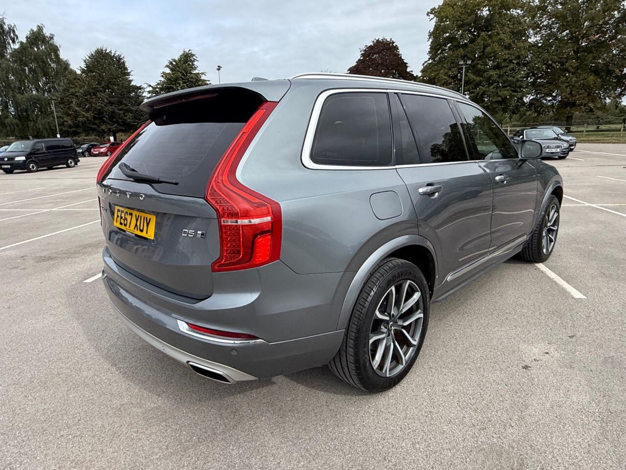 Volvo XC90 view 48