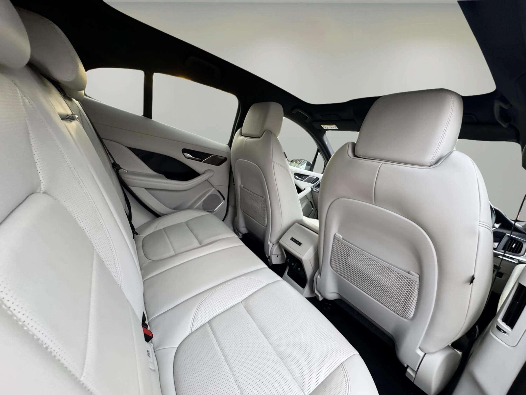 Jaguar I-Pace view 45