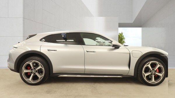 Porsche Taycan view 5