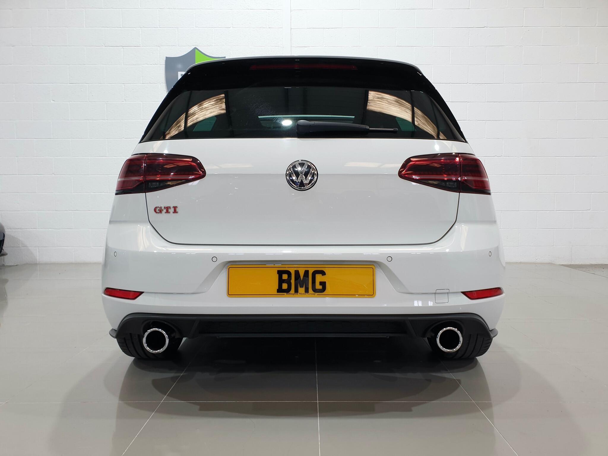 Volkswagen Golf view 32