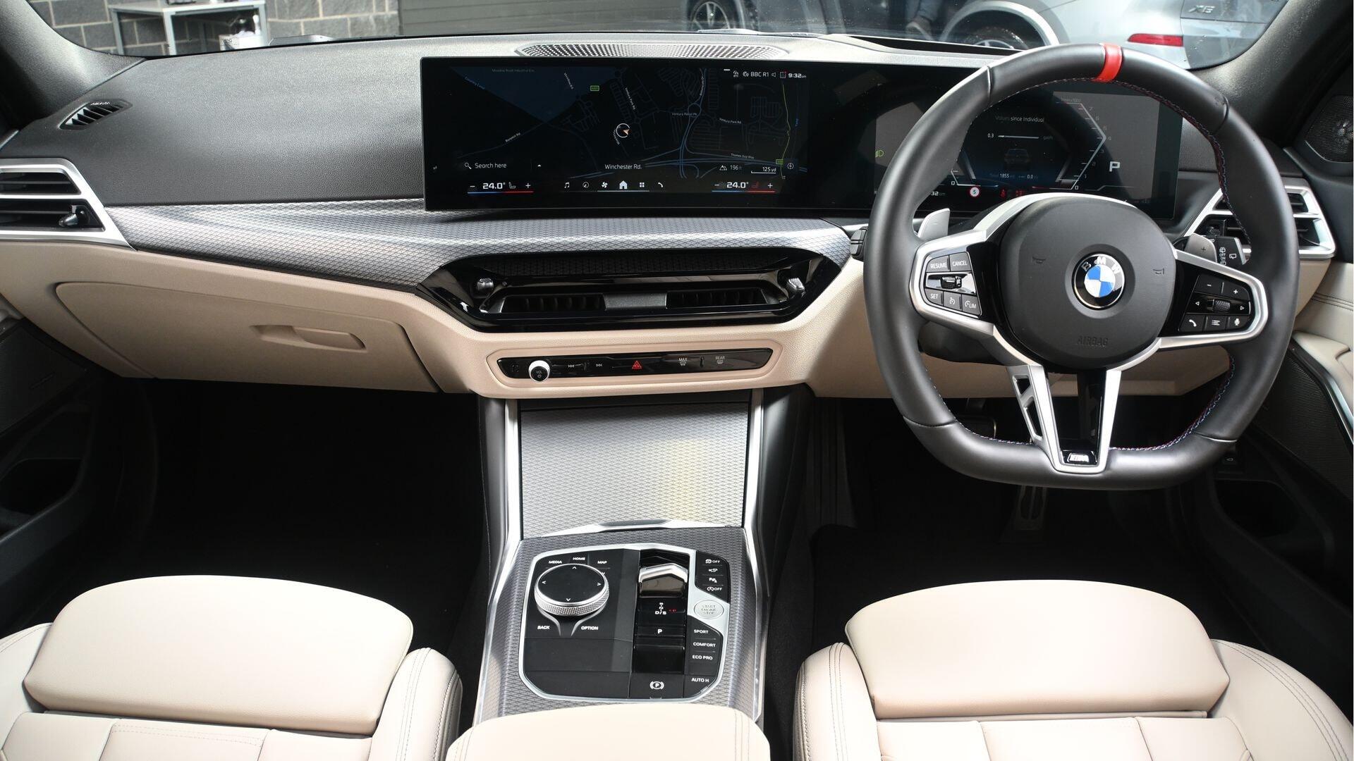 BMW 3 Series view 4