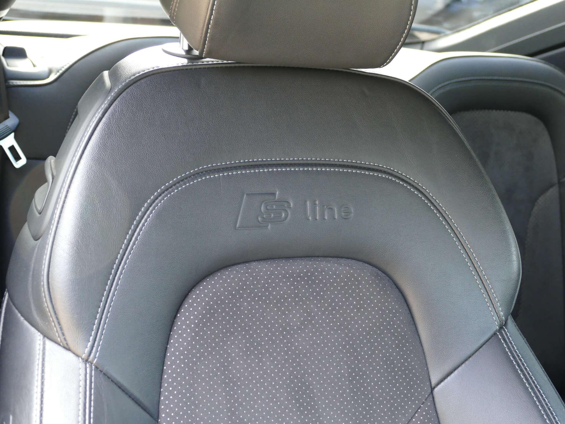 Audi TT view 26