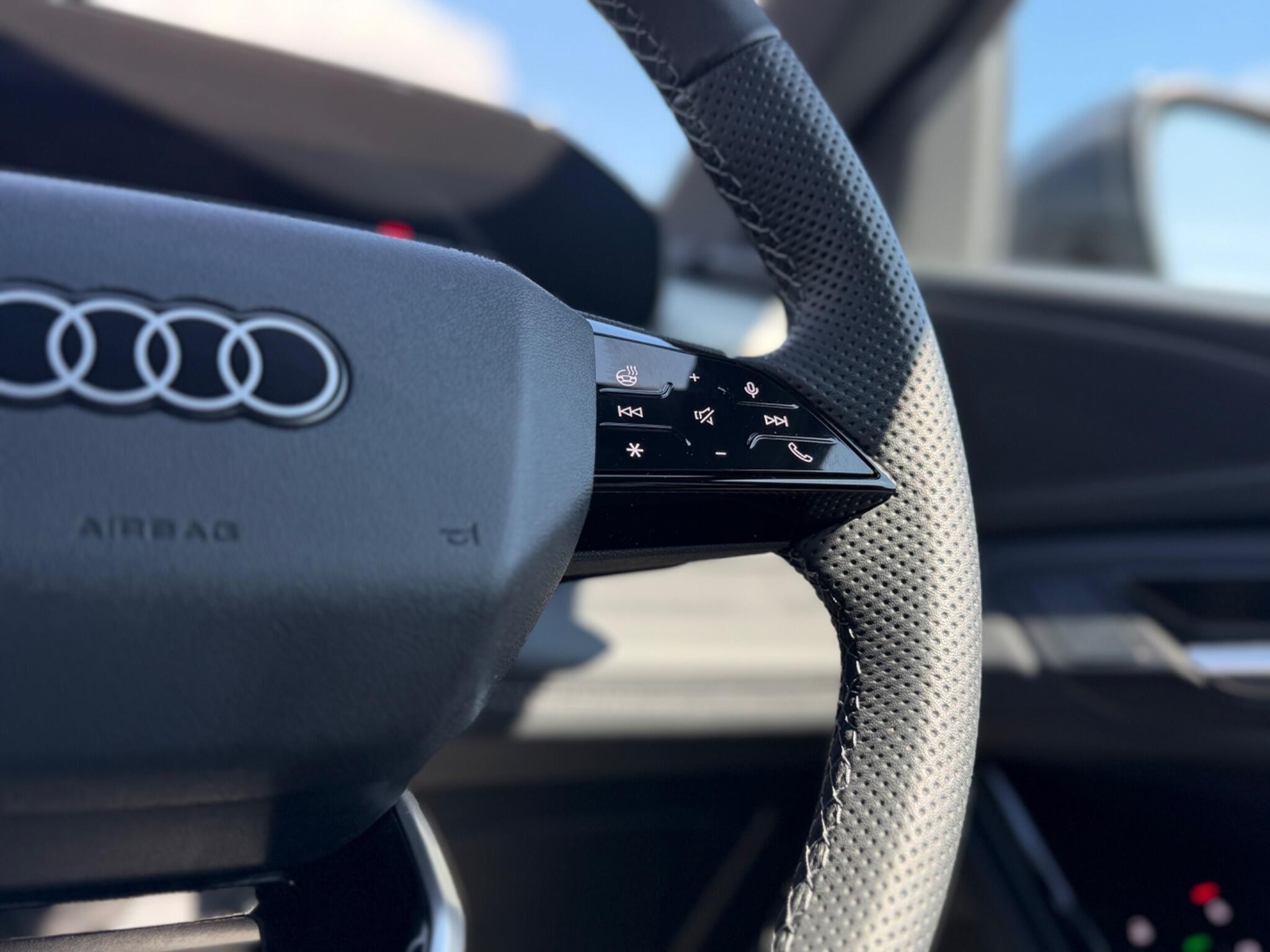 Audi E-Tron view 8