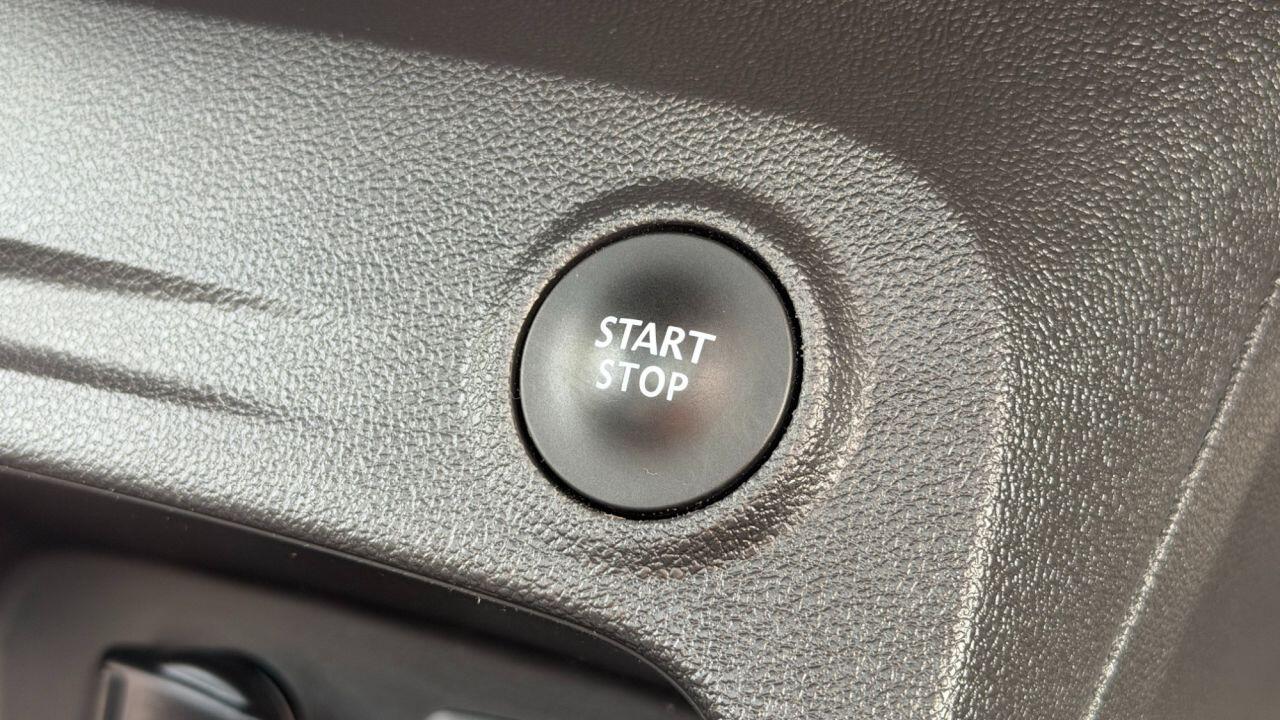 Renault Captur view 28