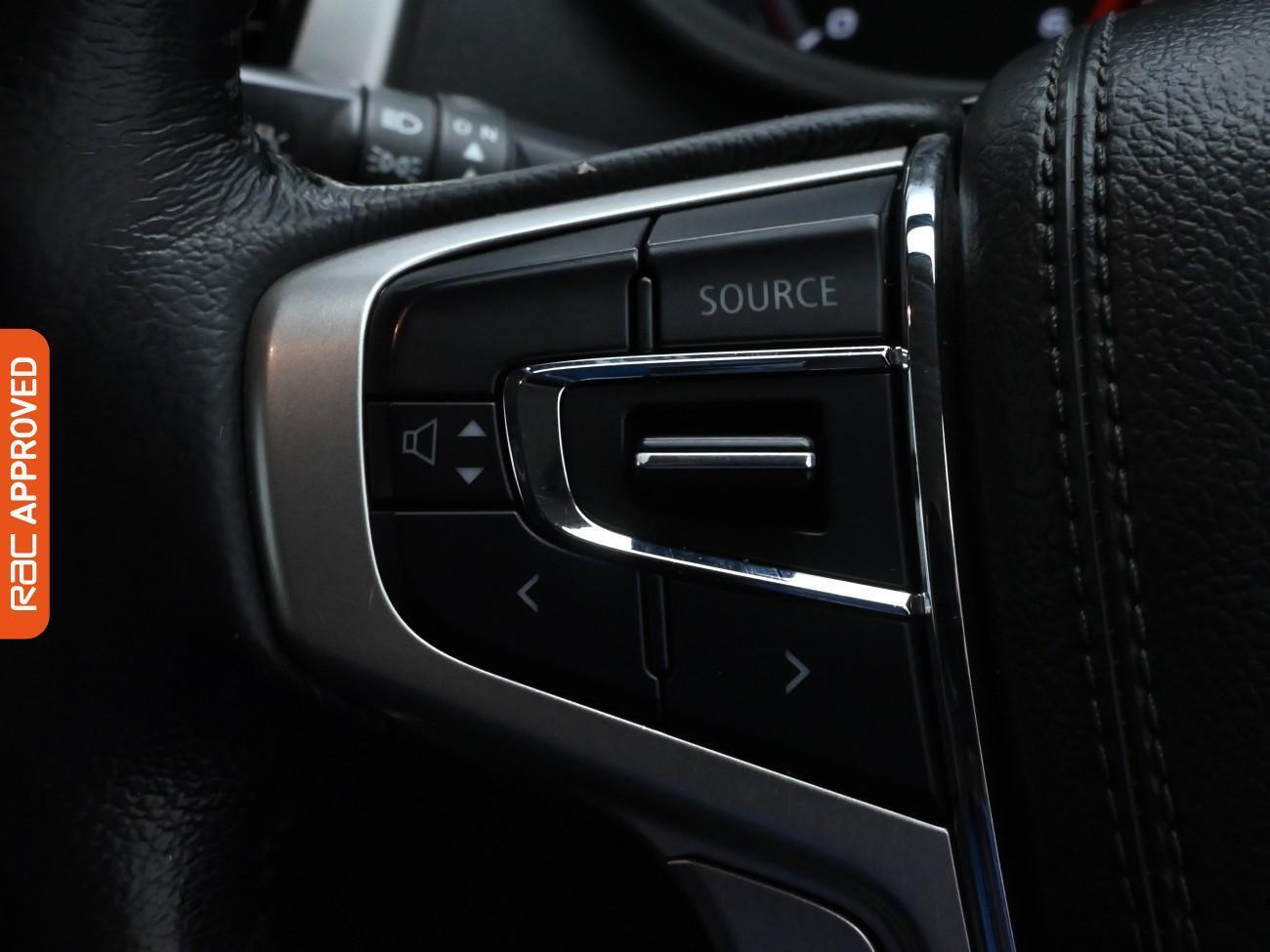 Mitsubishi L200 view 22