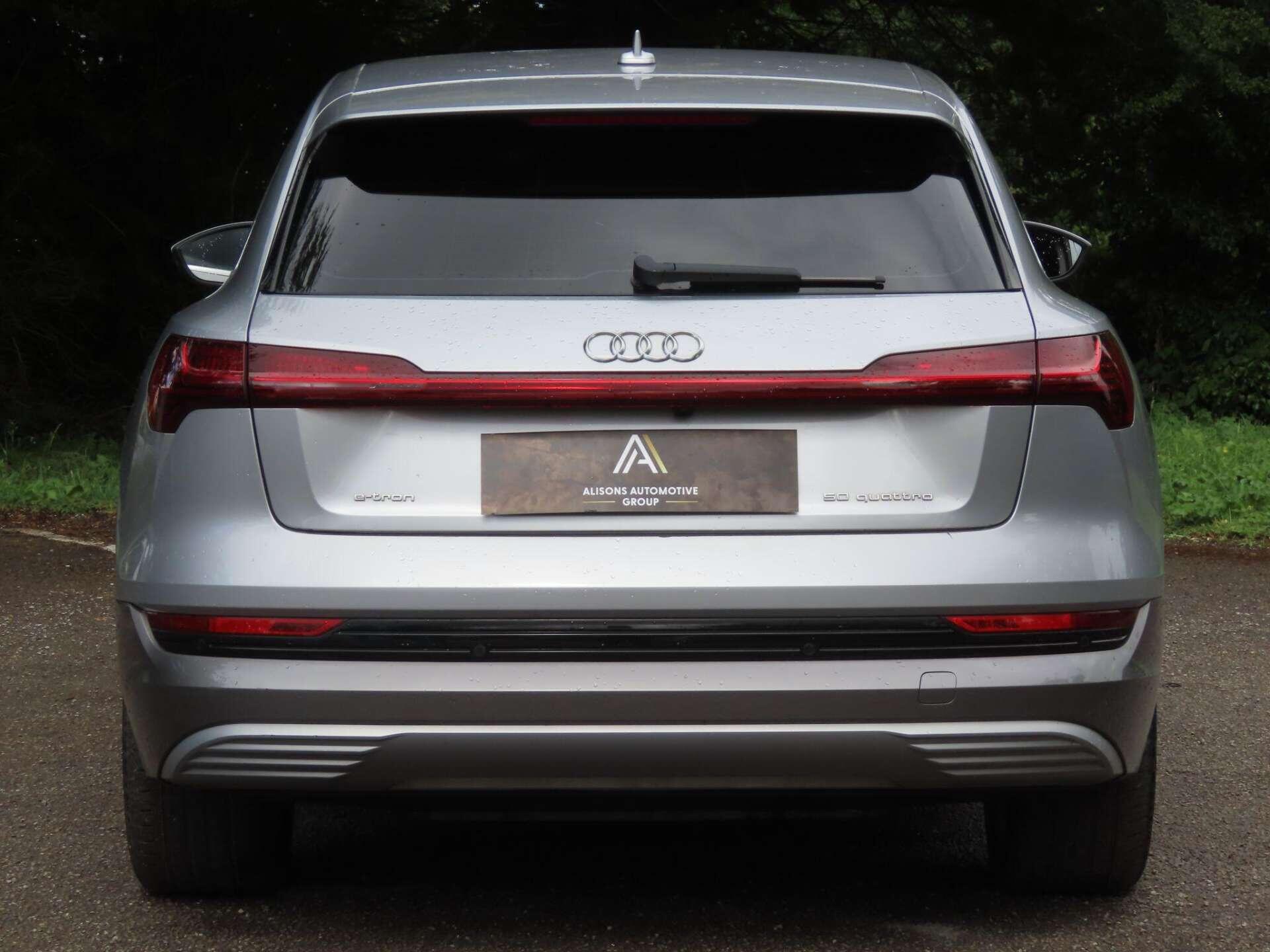 Audi E-Tron view 5