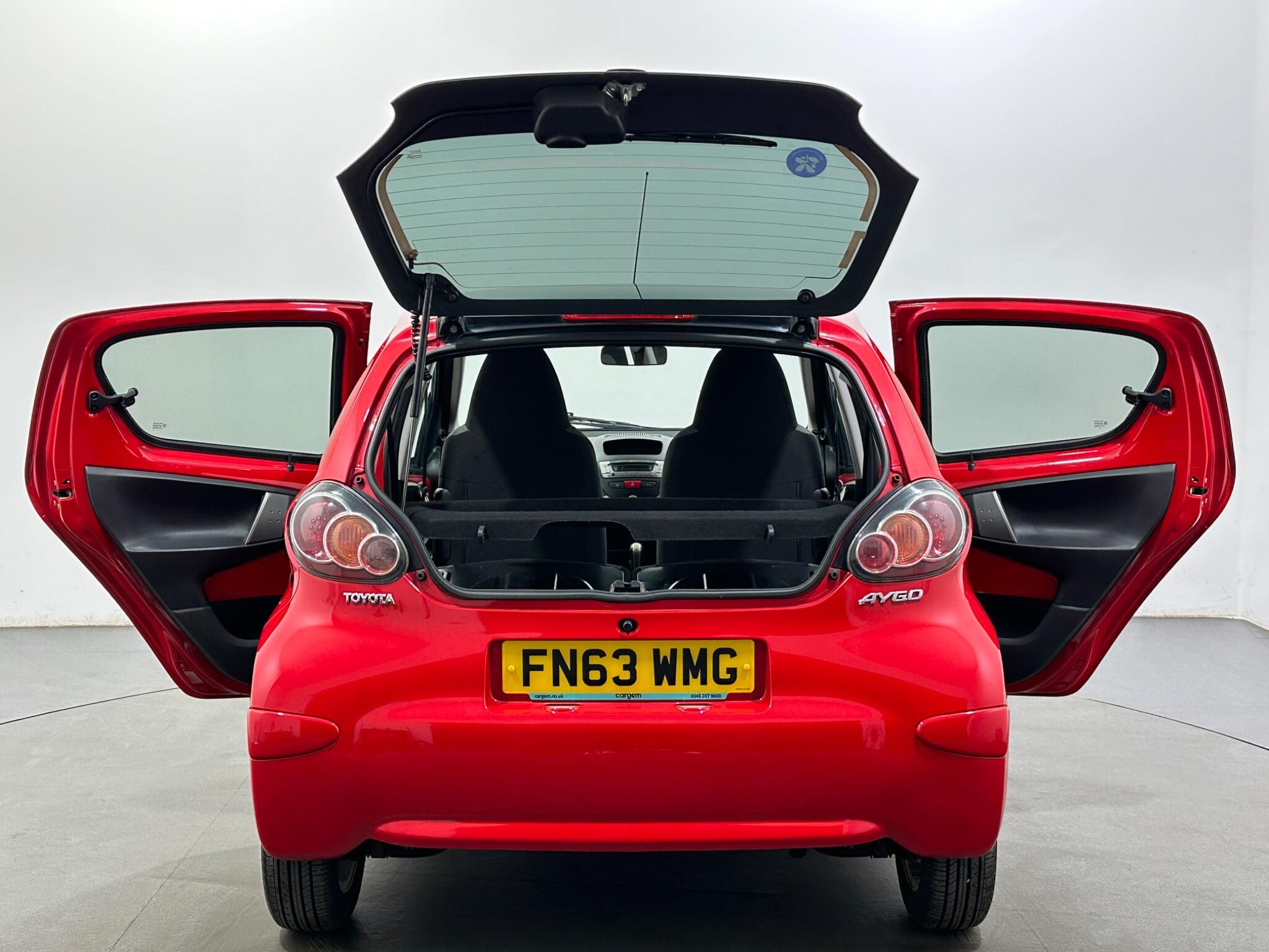 Toyota Aygo view 34