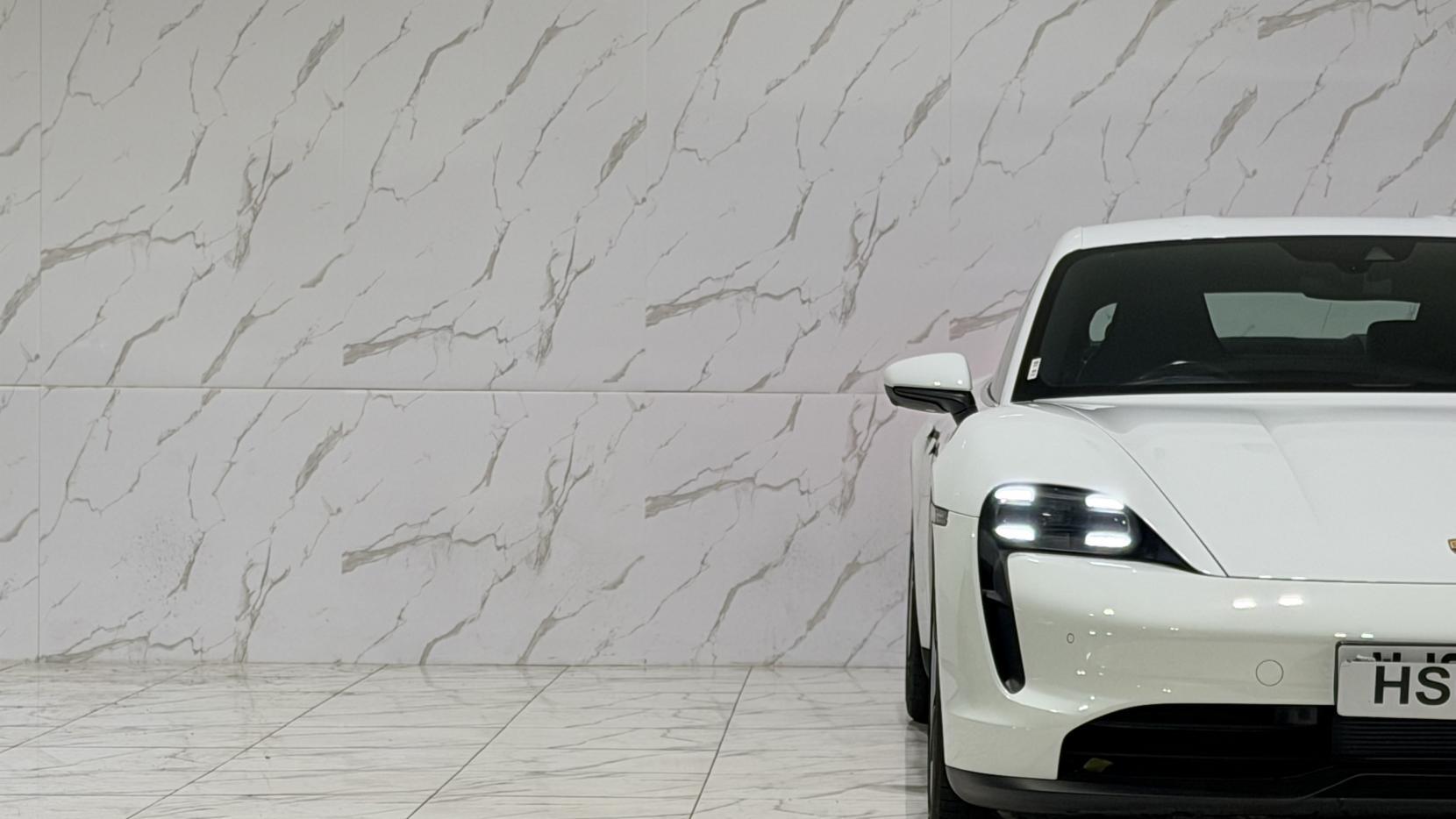 Porsche Taycan view 32