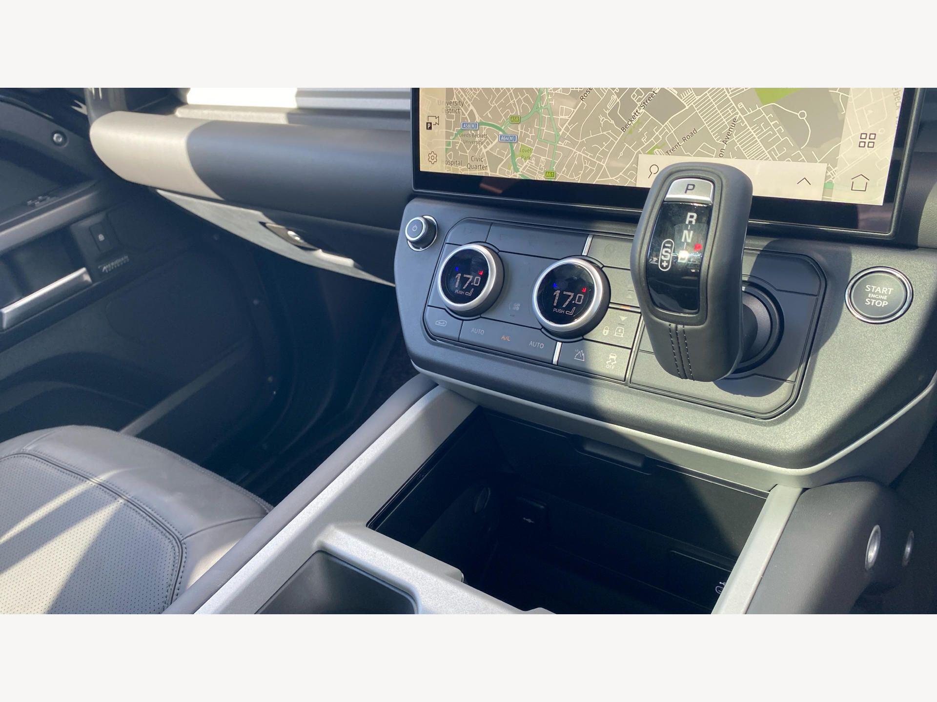 Land Rover Defender view 16