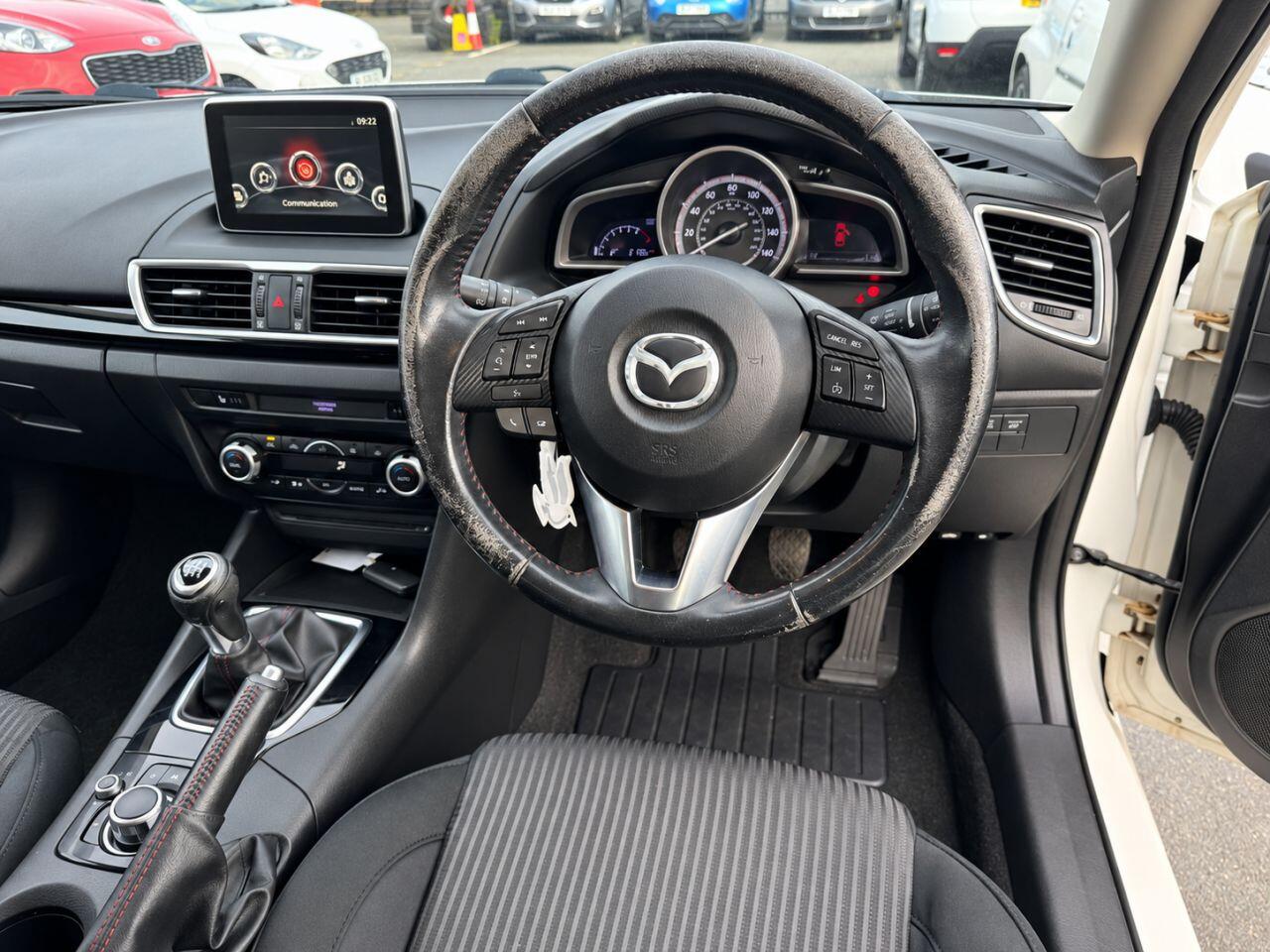 Mazda Mazda3 view 26