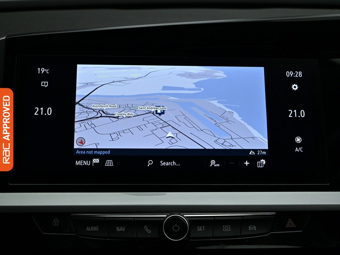 Vauxhall Grandland view 3