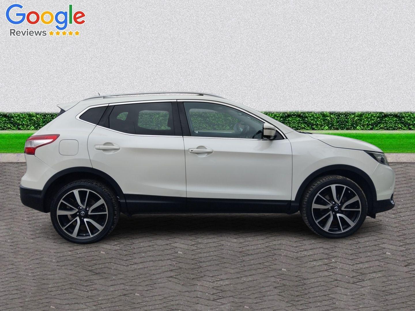 Nissan Qashqai 1.6 dCi Tekna 2WD Euro 5 (s/s) 5dr