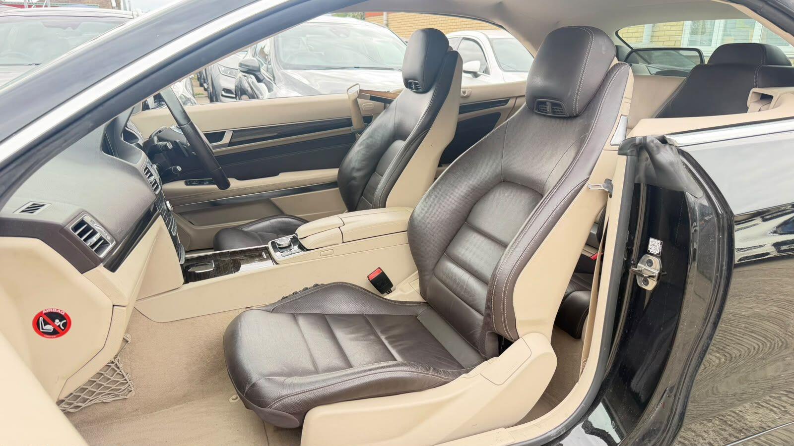 Mercedes-Benz E-Class view 12