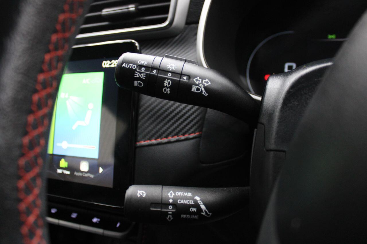 MG ZS view 21