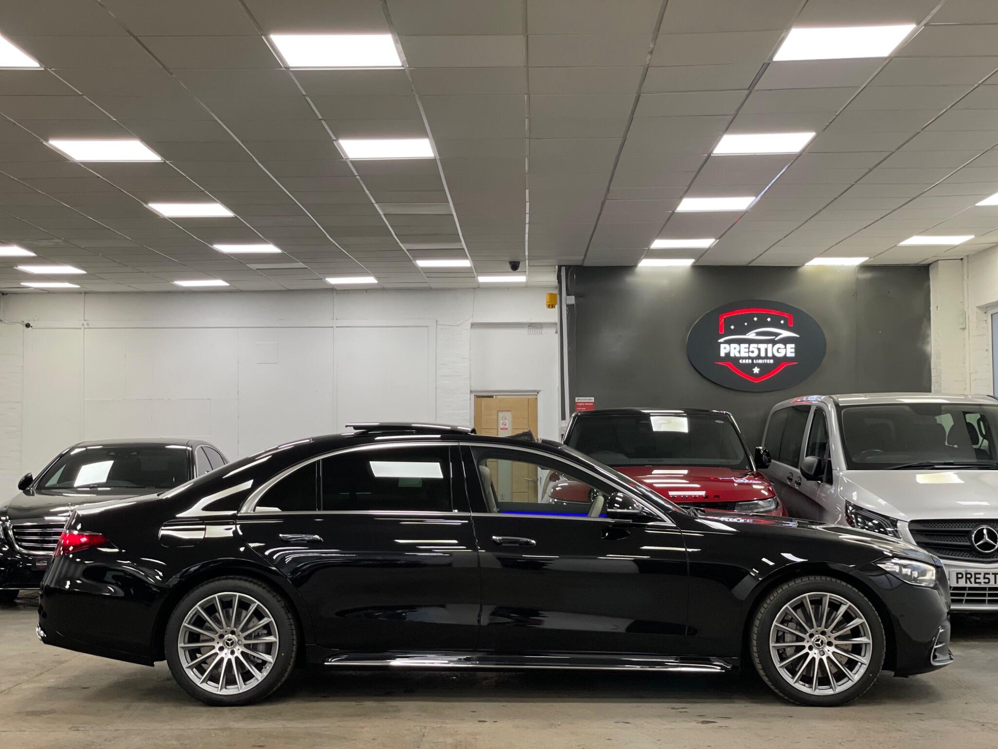 Mercedes-Benz S-Class view 4