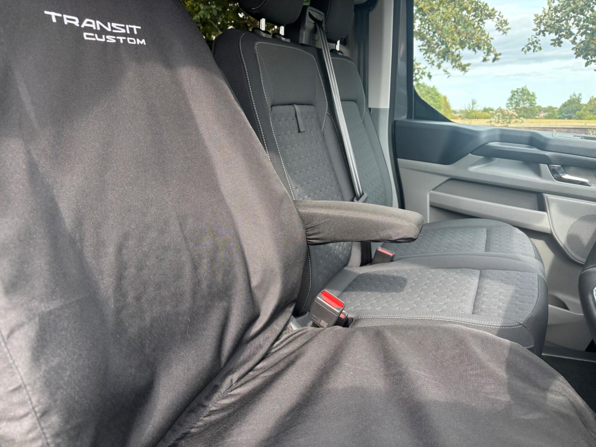Ford Transit Custom view 18