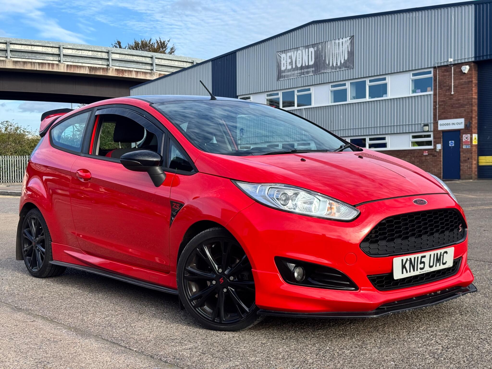 Ford Fiesta view 5