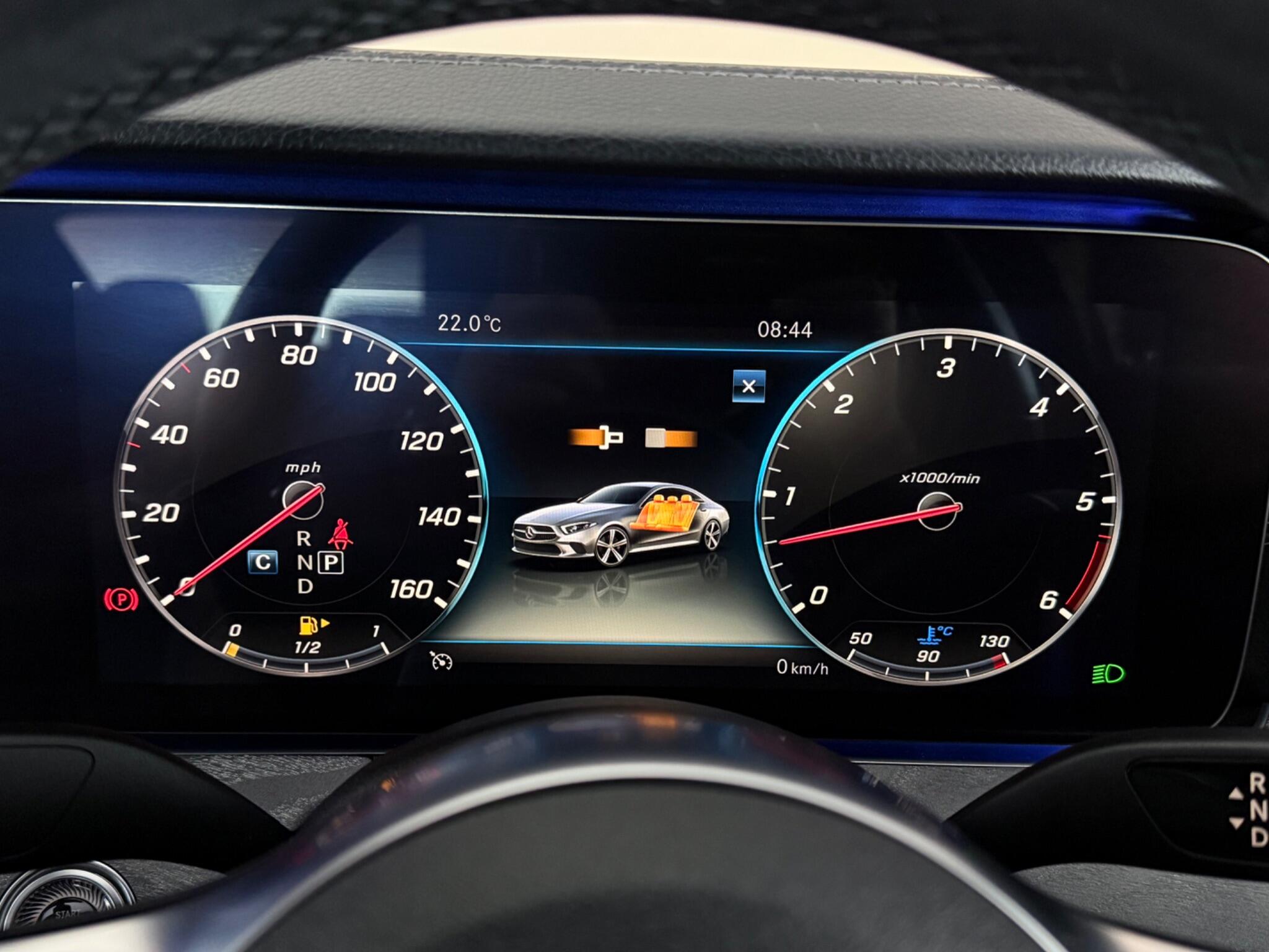 Mercedes-Benz CLS view 11