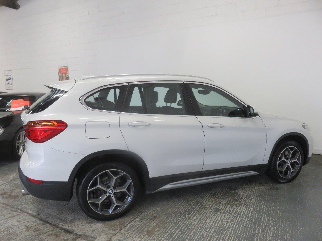 BMW X1 view 11