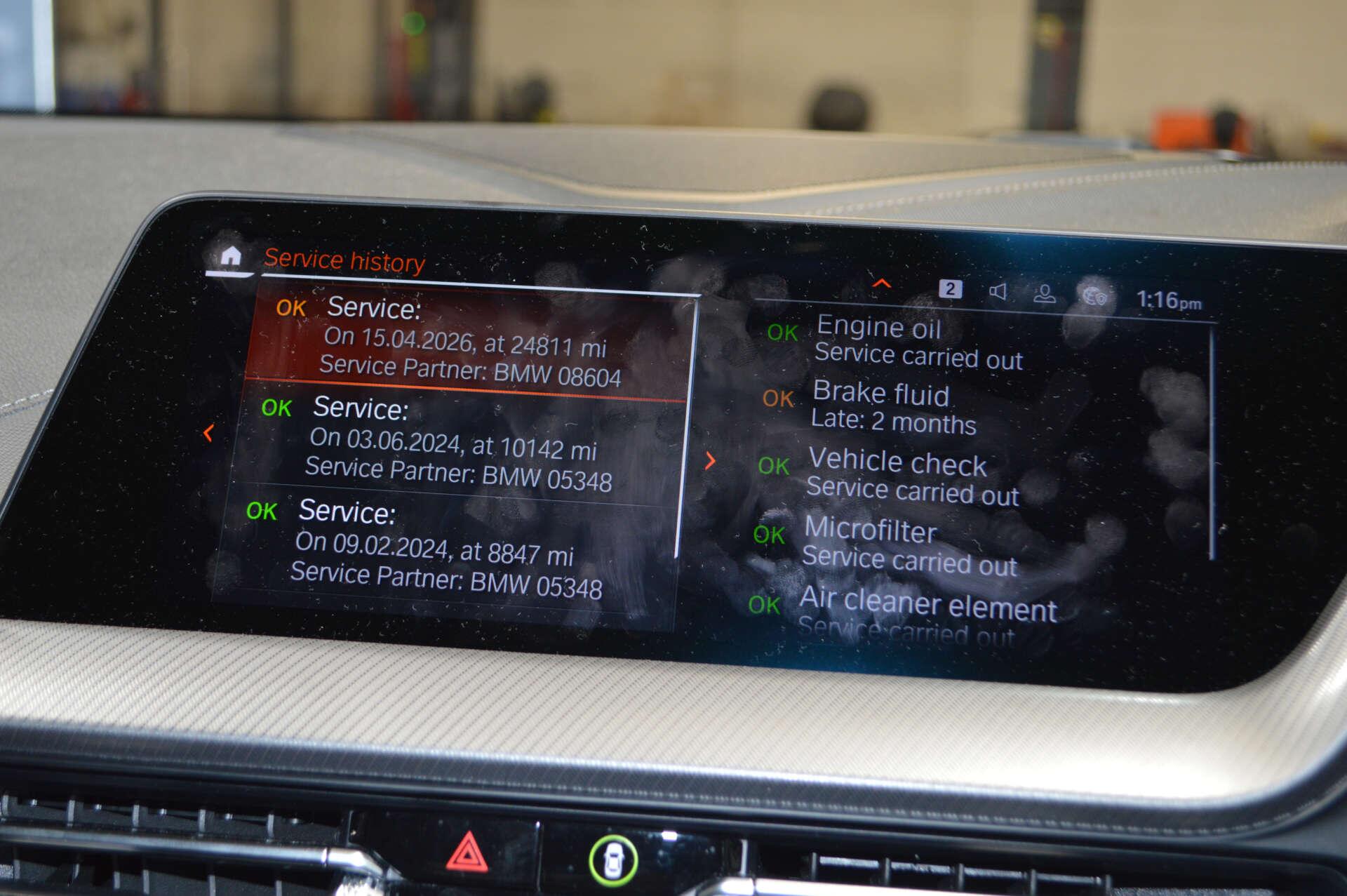 BMW 2 Series view 22