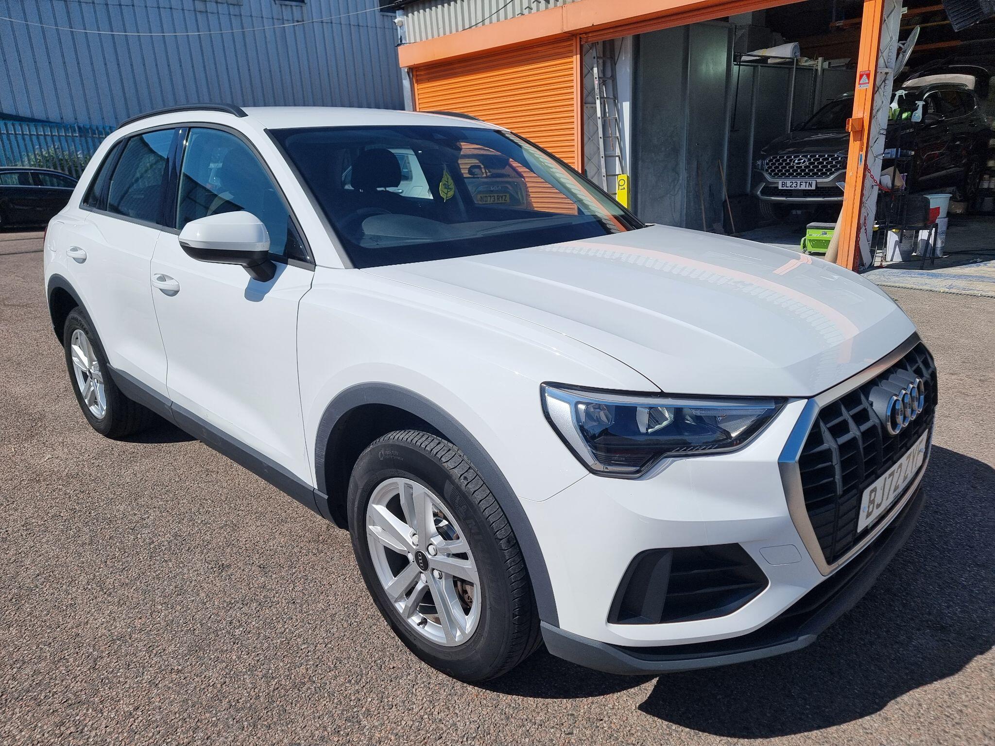 Audi Q3 main image