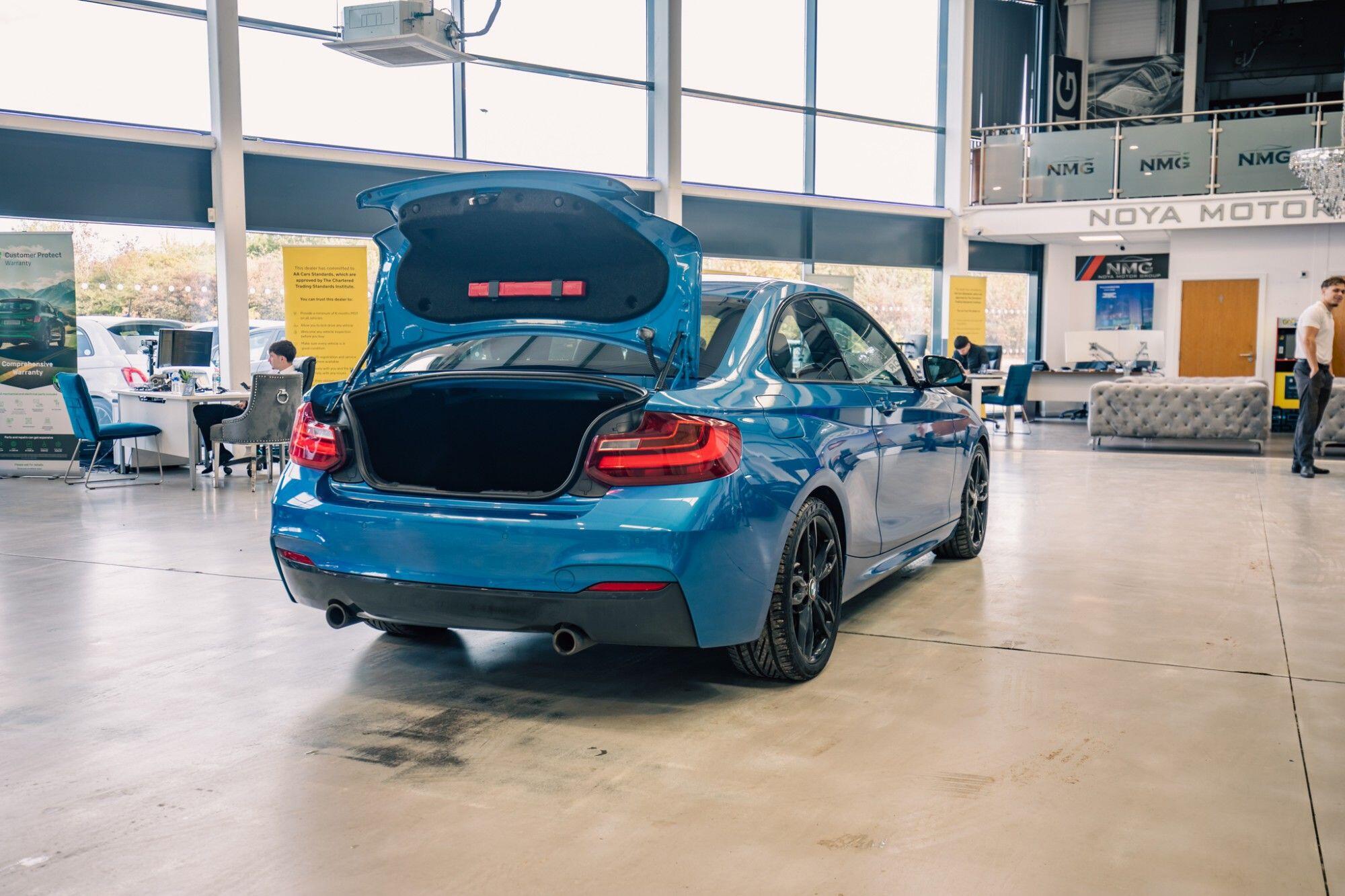 BMW 2 Series view 30
