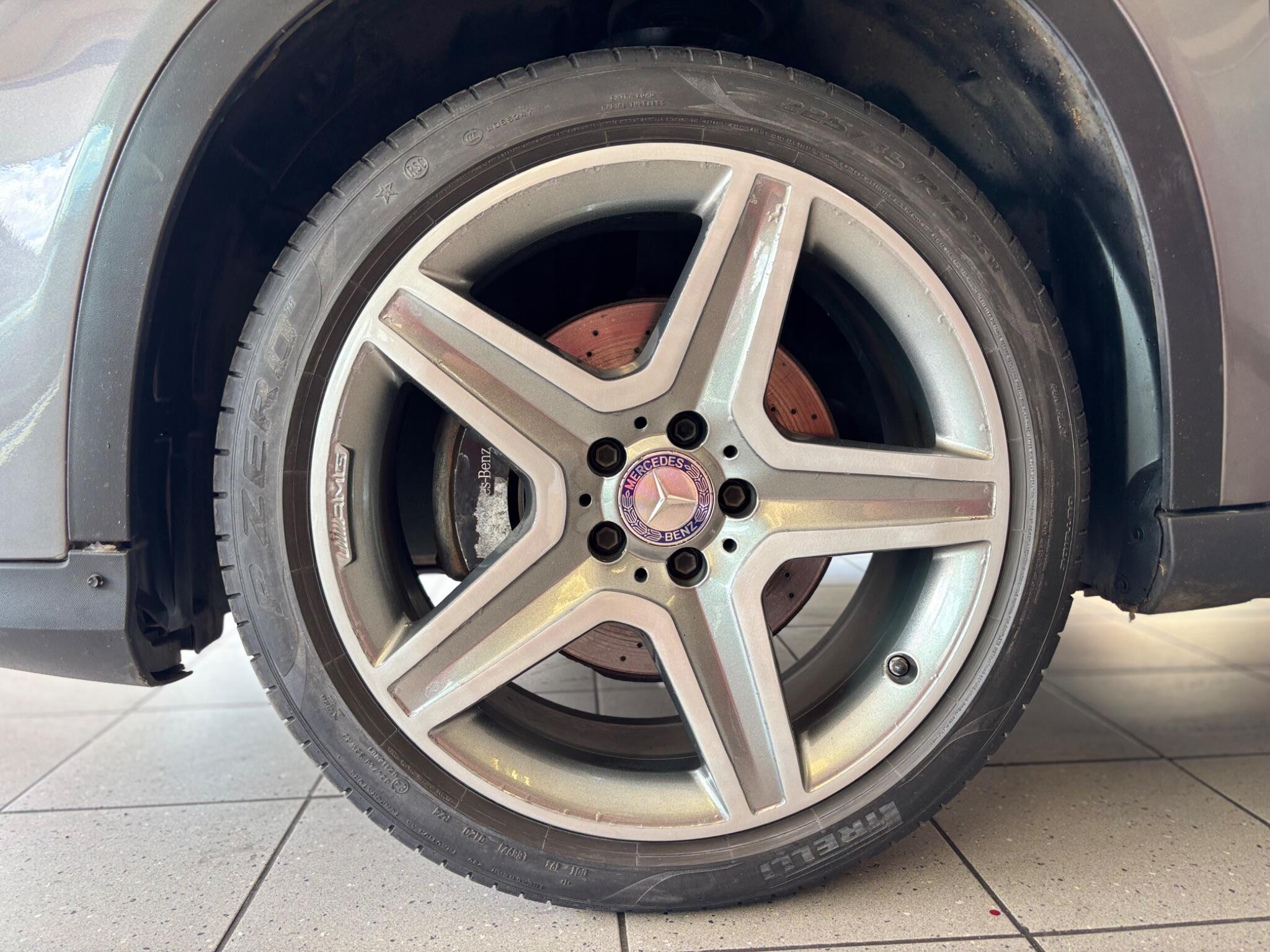 Mercedes-Benz Gla view 19