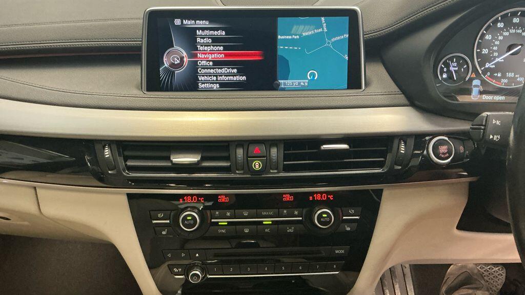 BMW X6 view 7