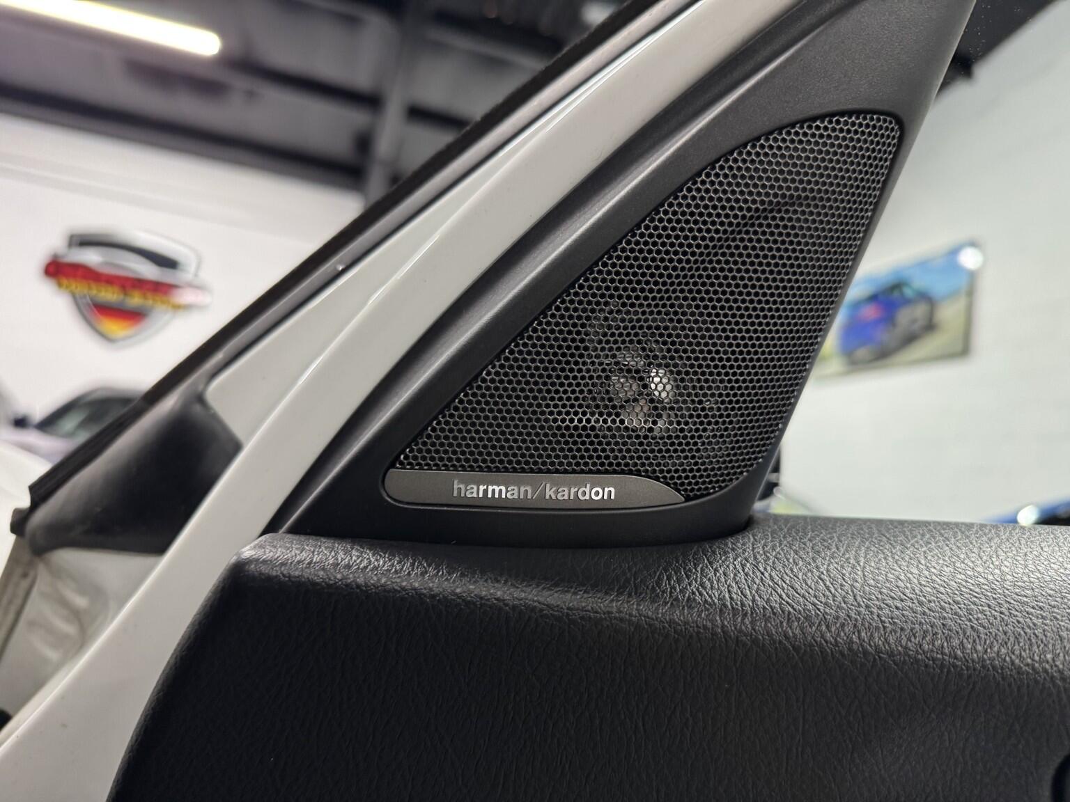BMW 1 Series view 5