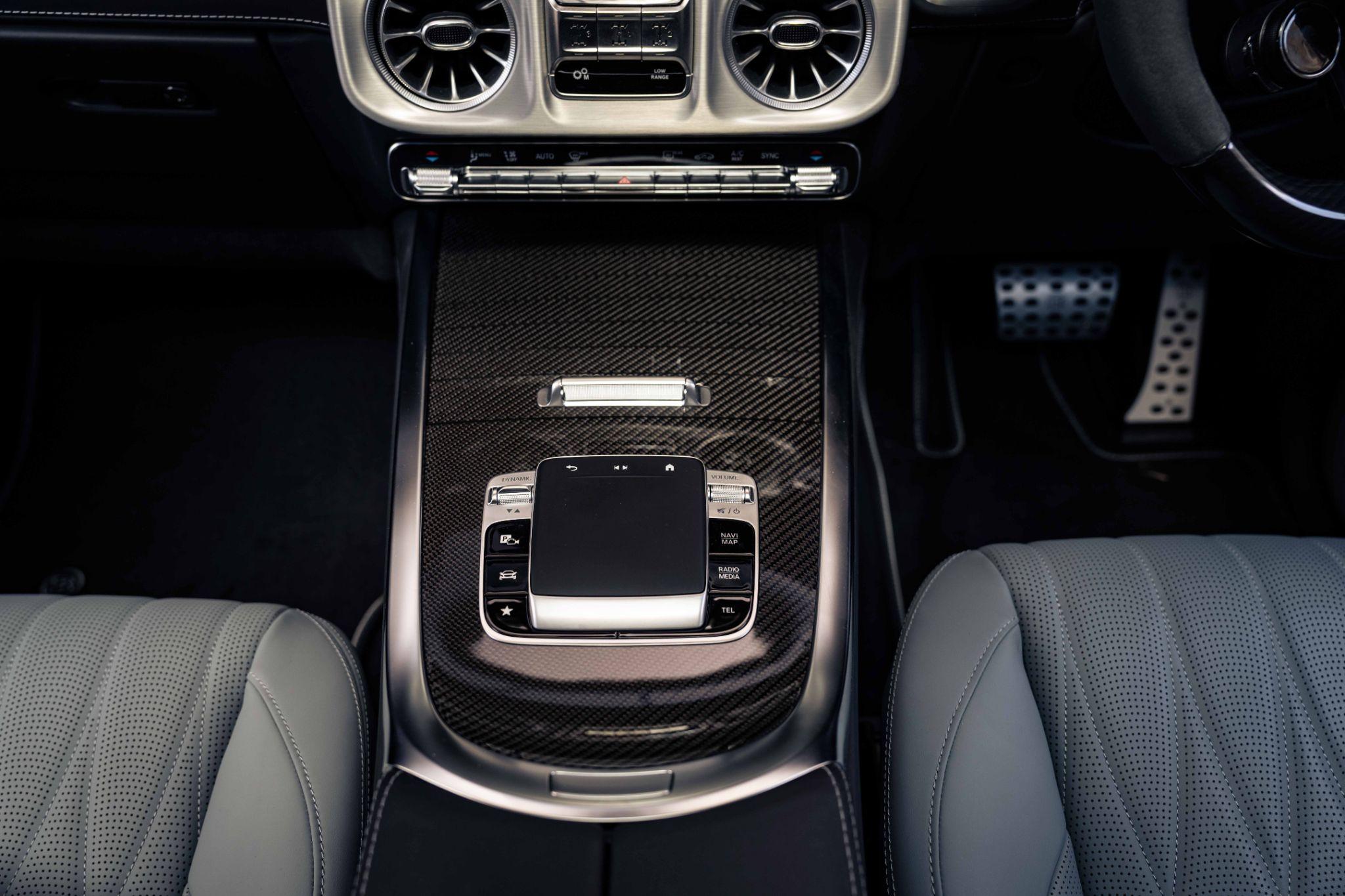 Mercedes-Benz G-Class view 17