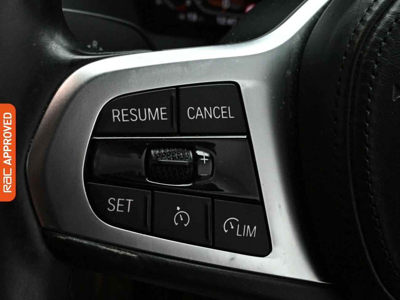 BMW 1 Series view 18