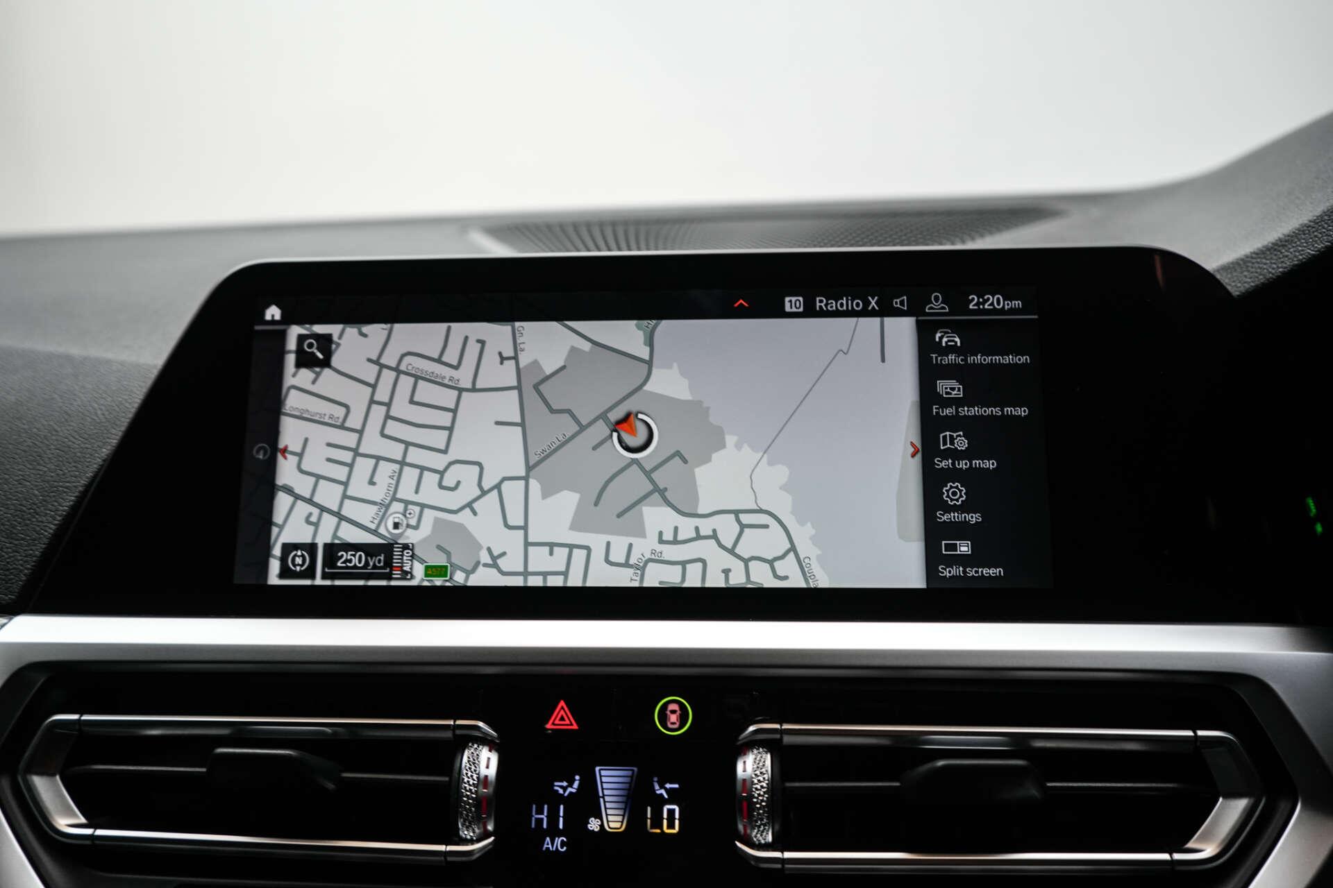 BMW 3 Series view 30