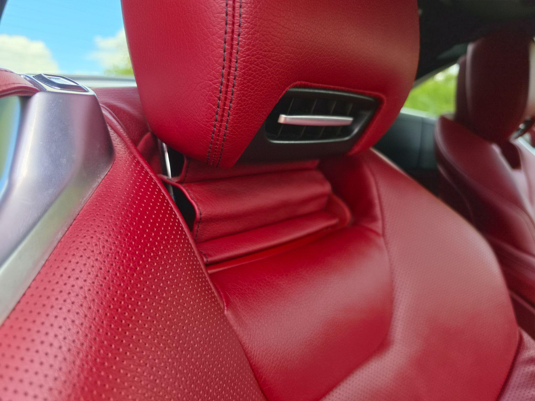 Mercedes-Benz SL view 12