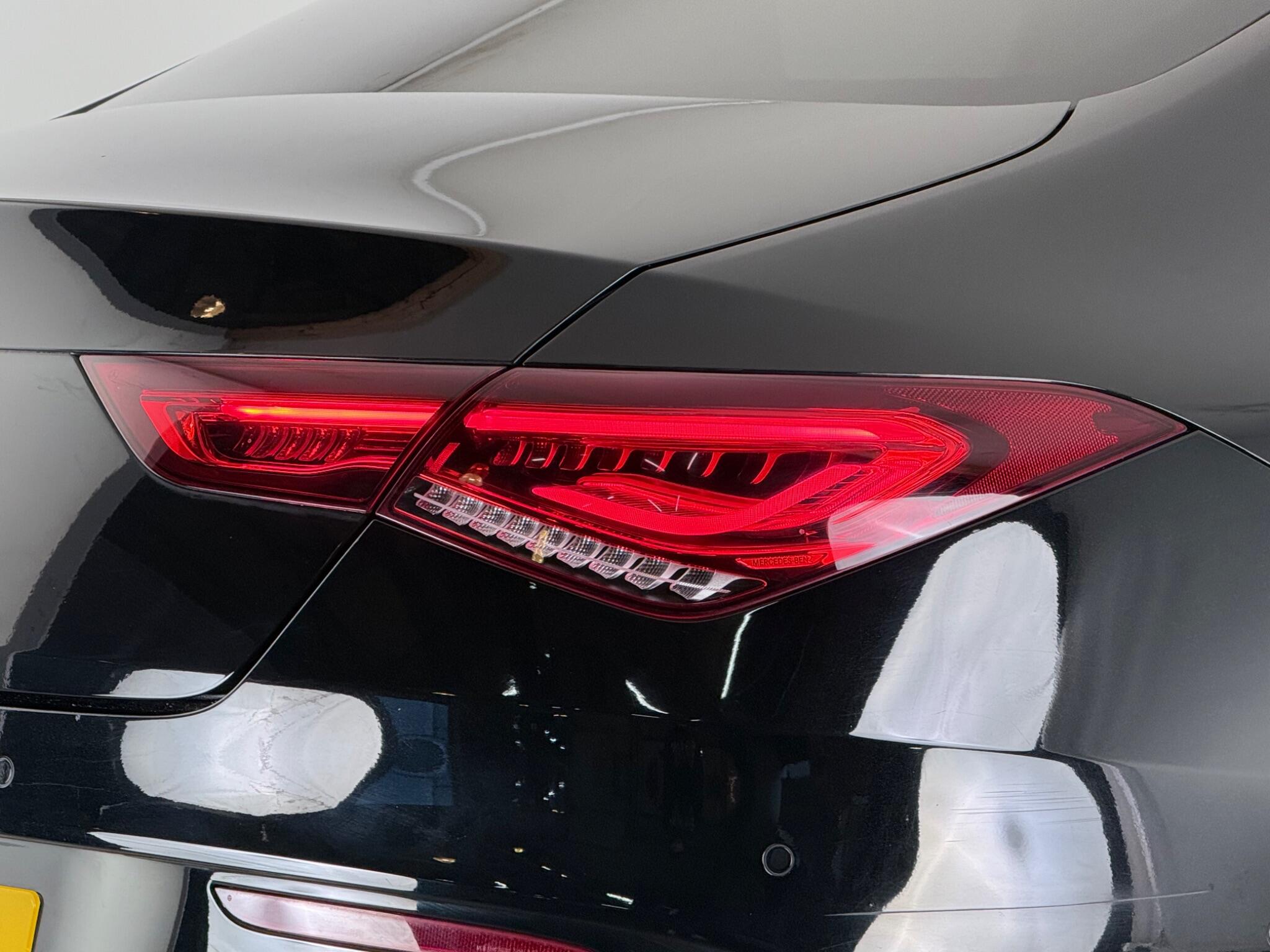 Mercedes-Benz Cla view 9
