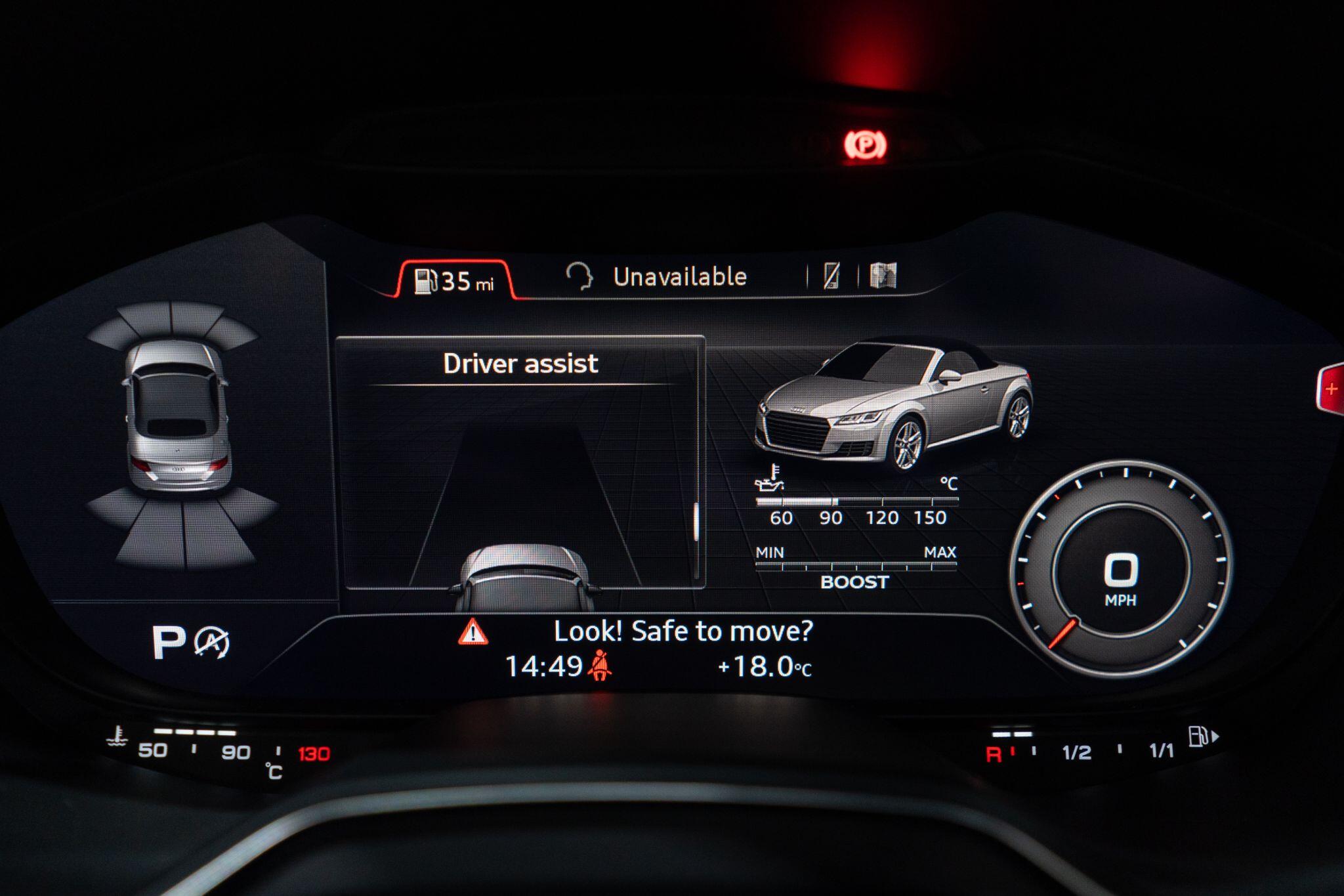 Audi TT RS view 26