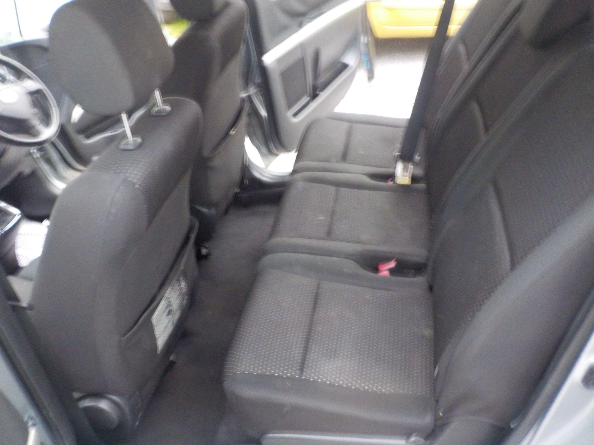 Toyota Corolla Verso 2.2 D-4D SR 5dr