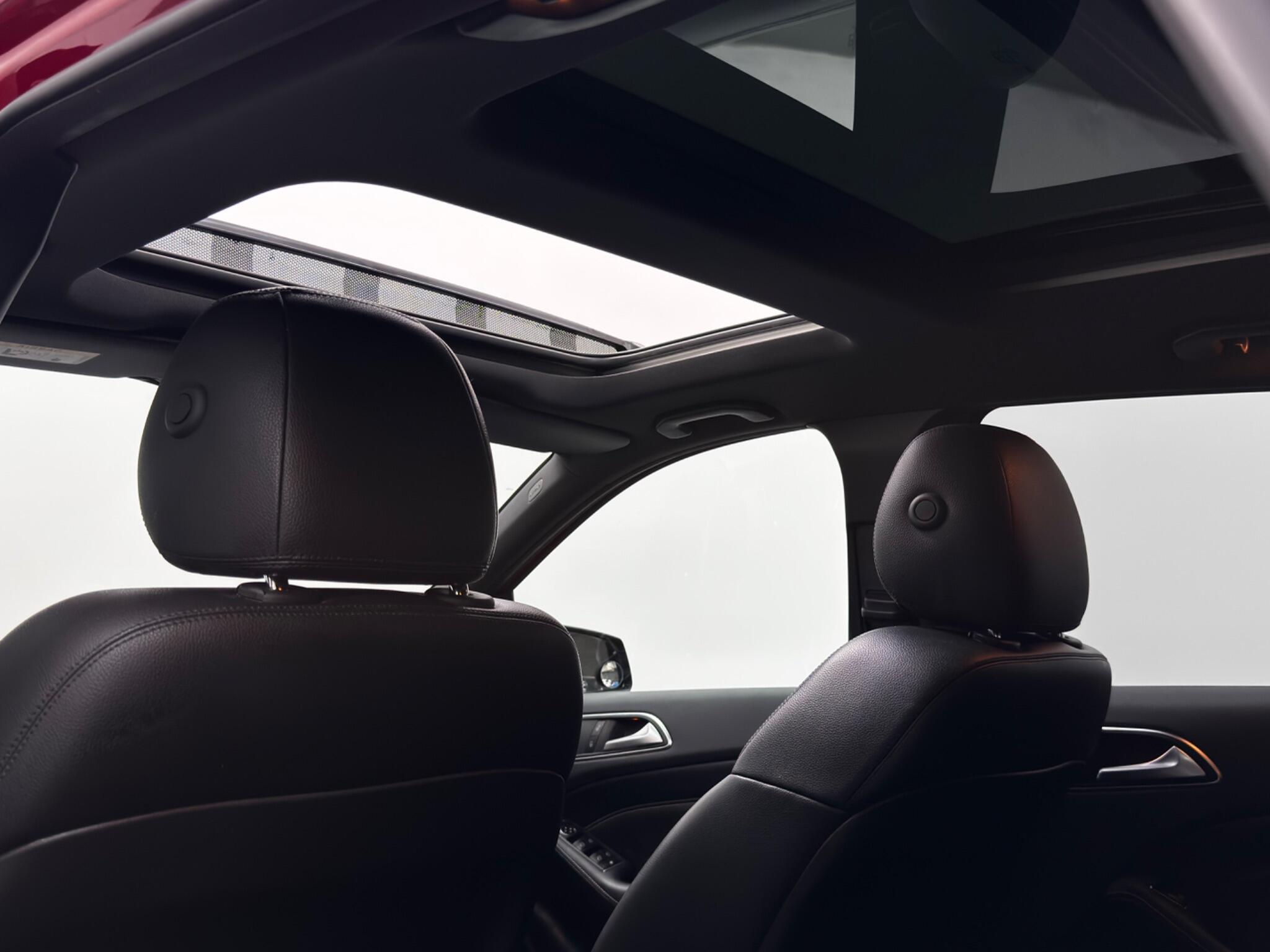 Mercedes-Benz B-Class view 14