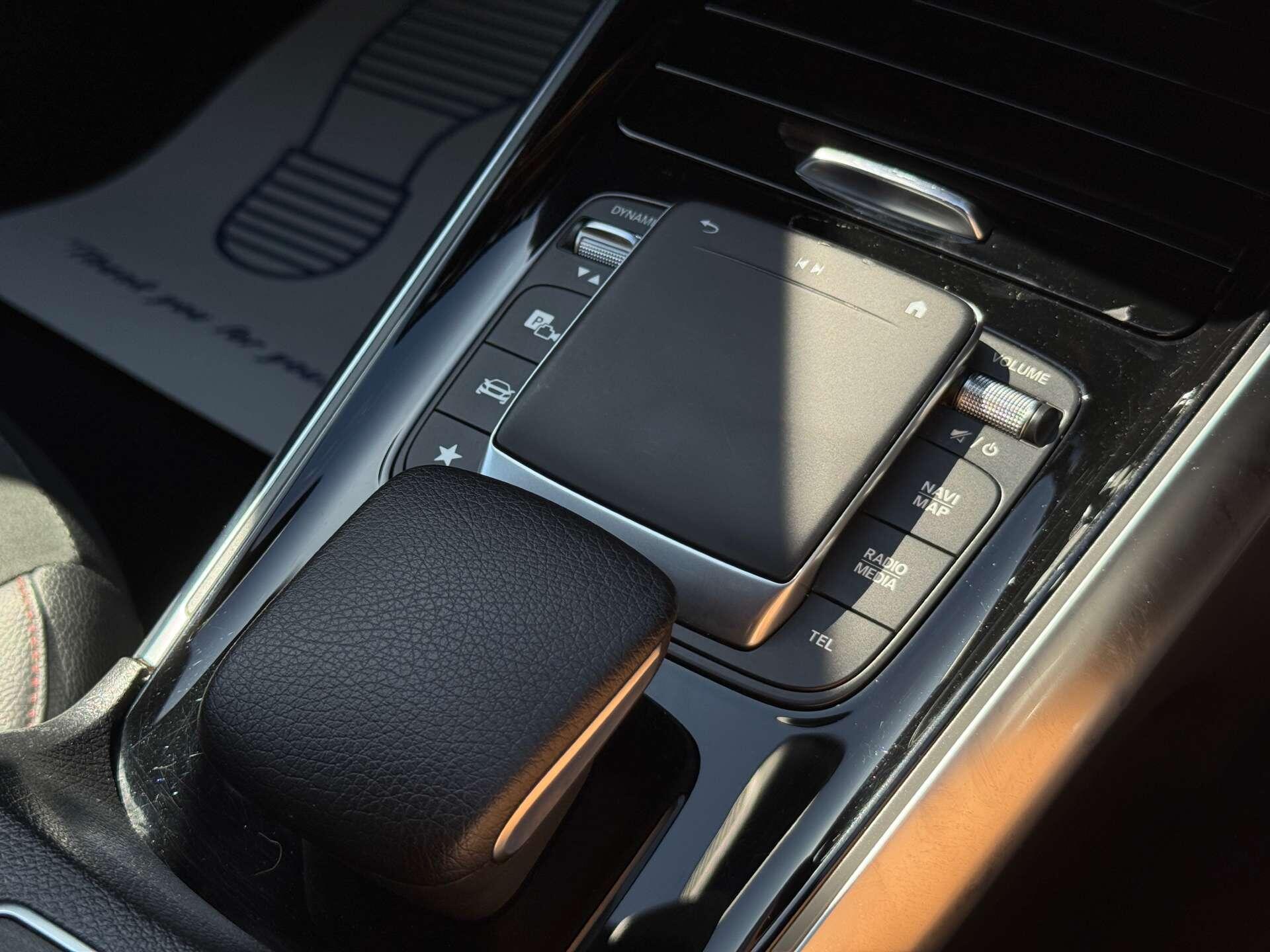 Mercedes-Benz EQA view 57