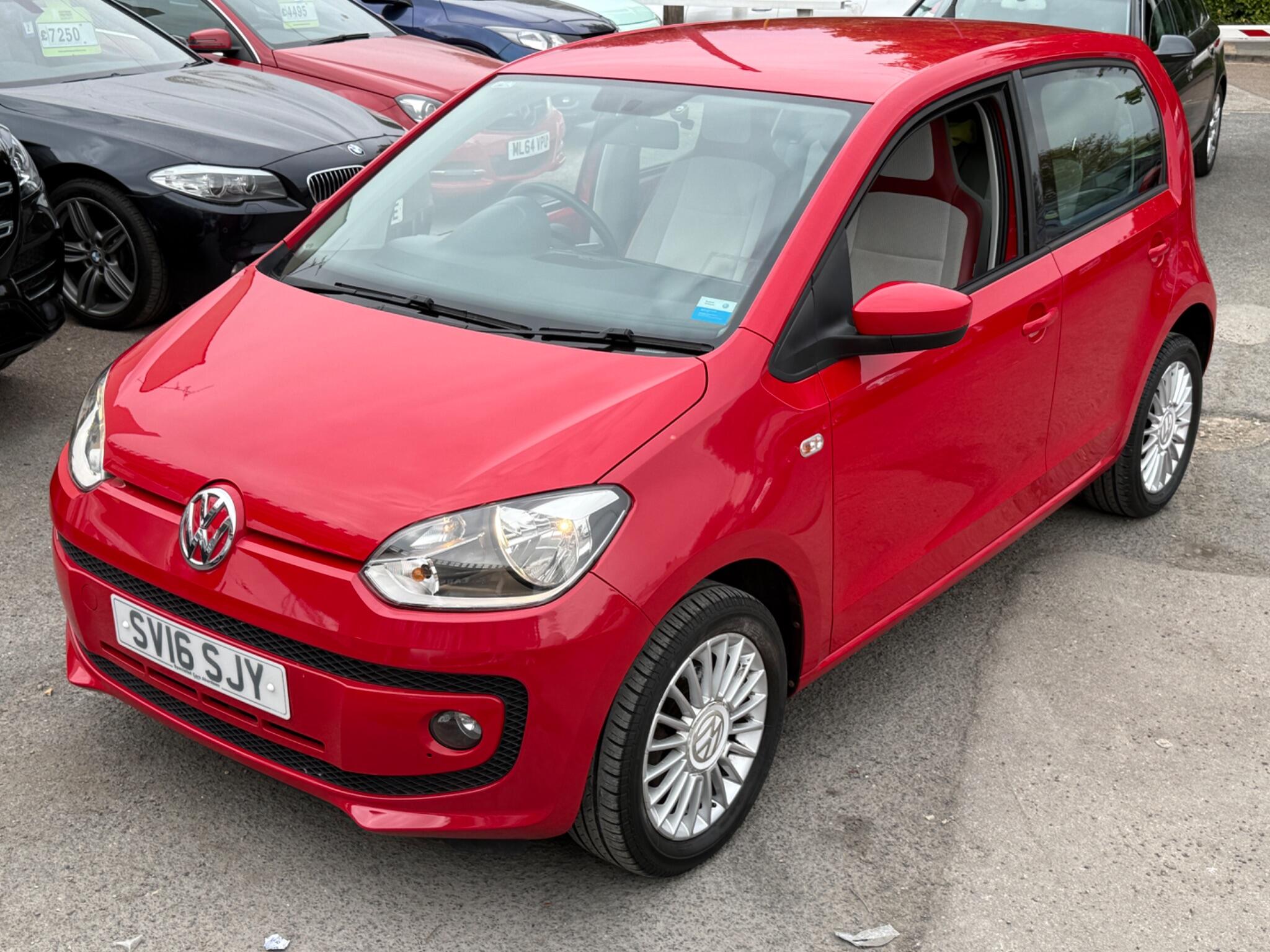 Volkswagen up! - Image 9