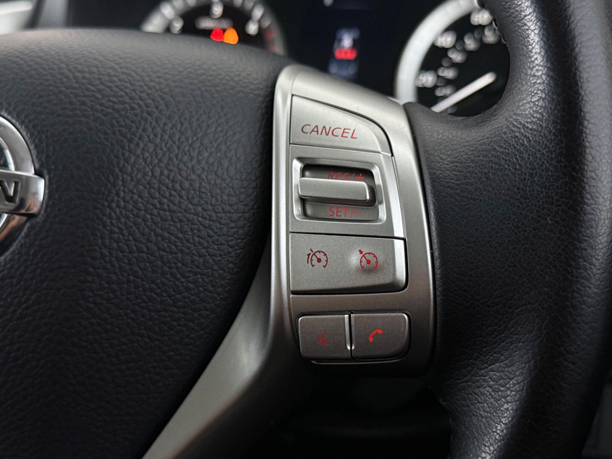 Nissan Navara view 16