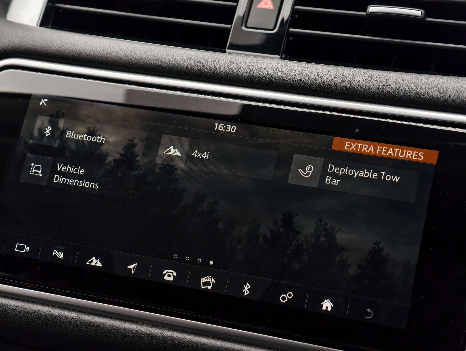 Land Rover Range Rover Sport view 35