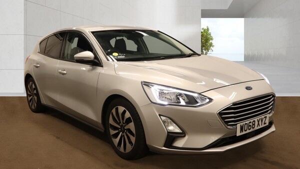 Ford Focus view 3