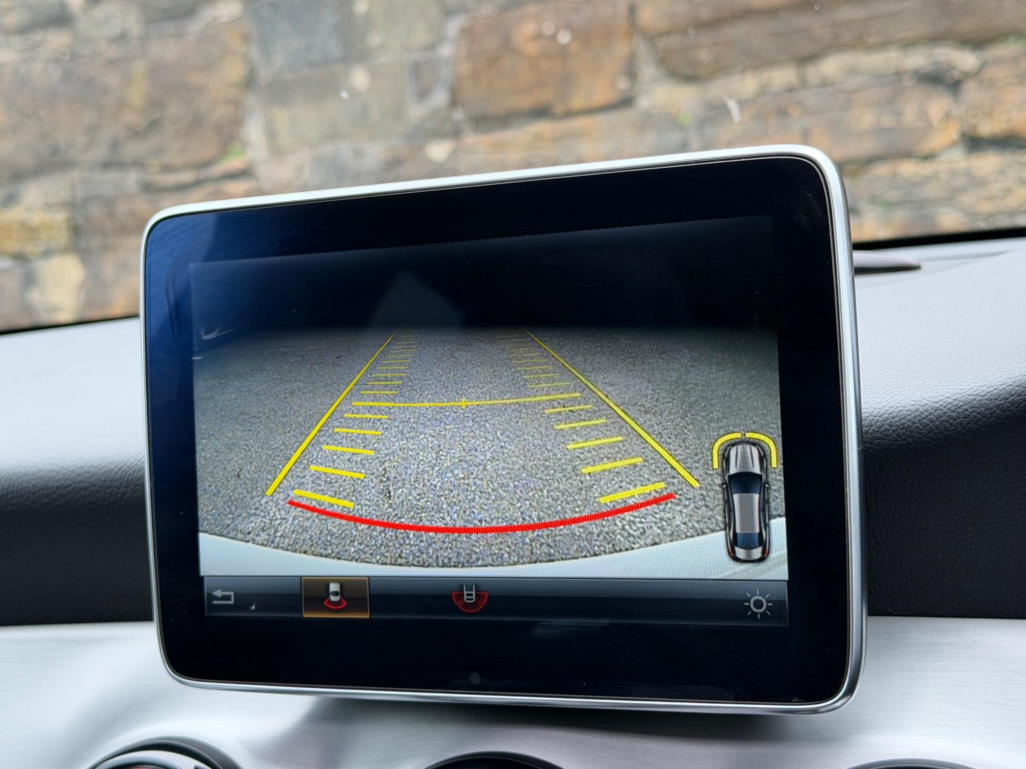 Mercedes-Benz Cla view 33