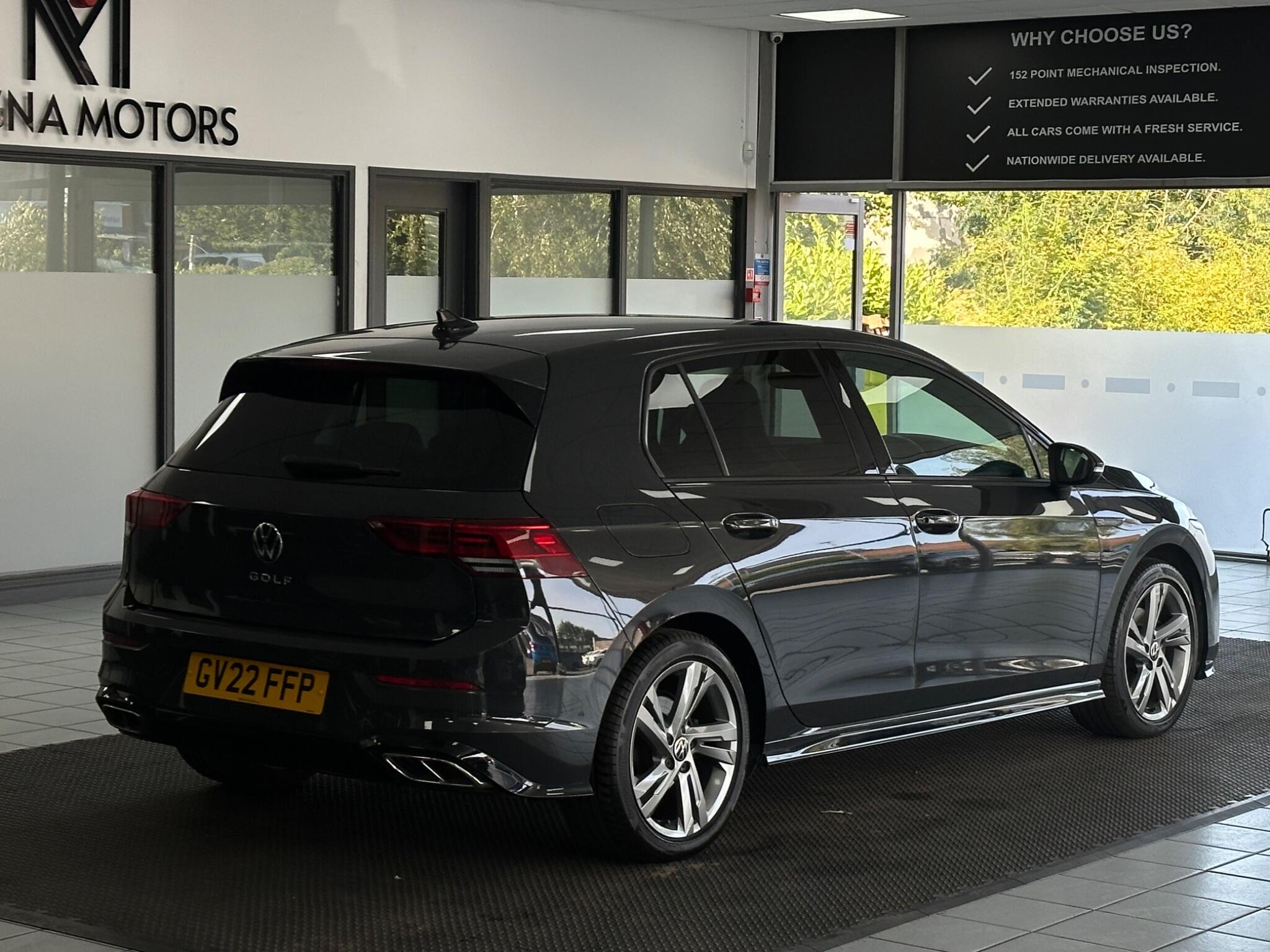 Volkswagen Golf view 13