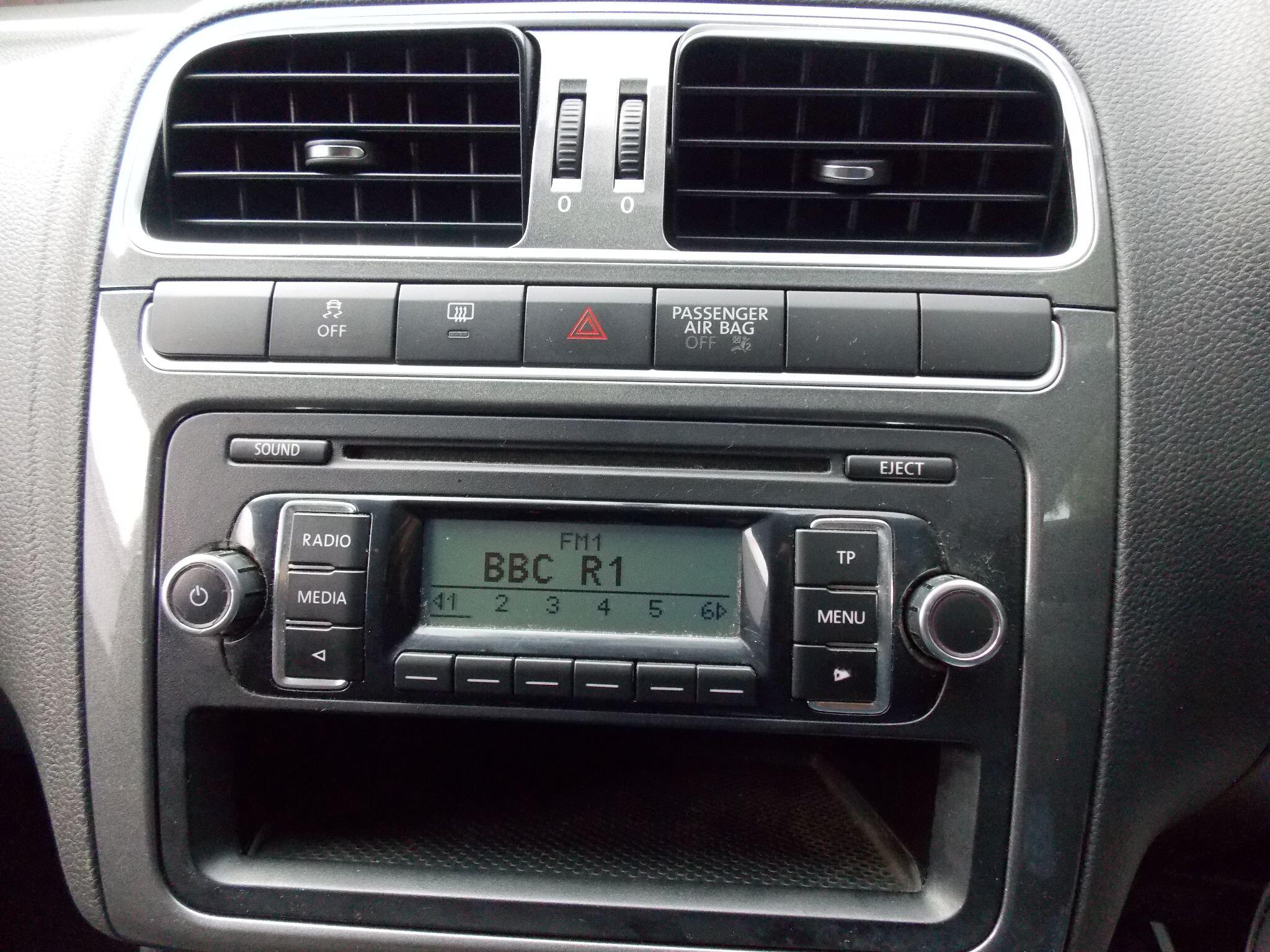 Volkswagen Polo view 23