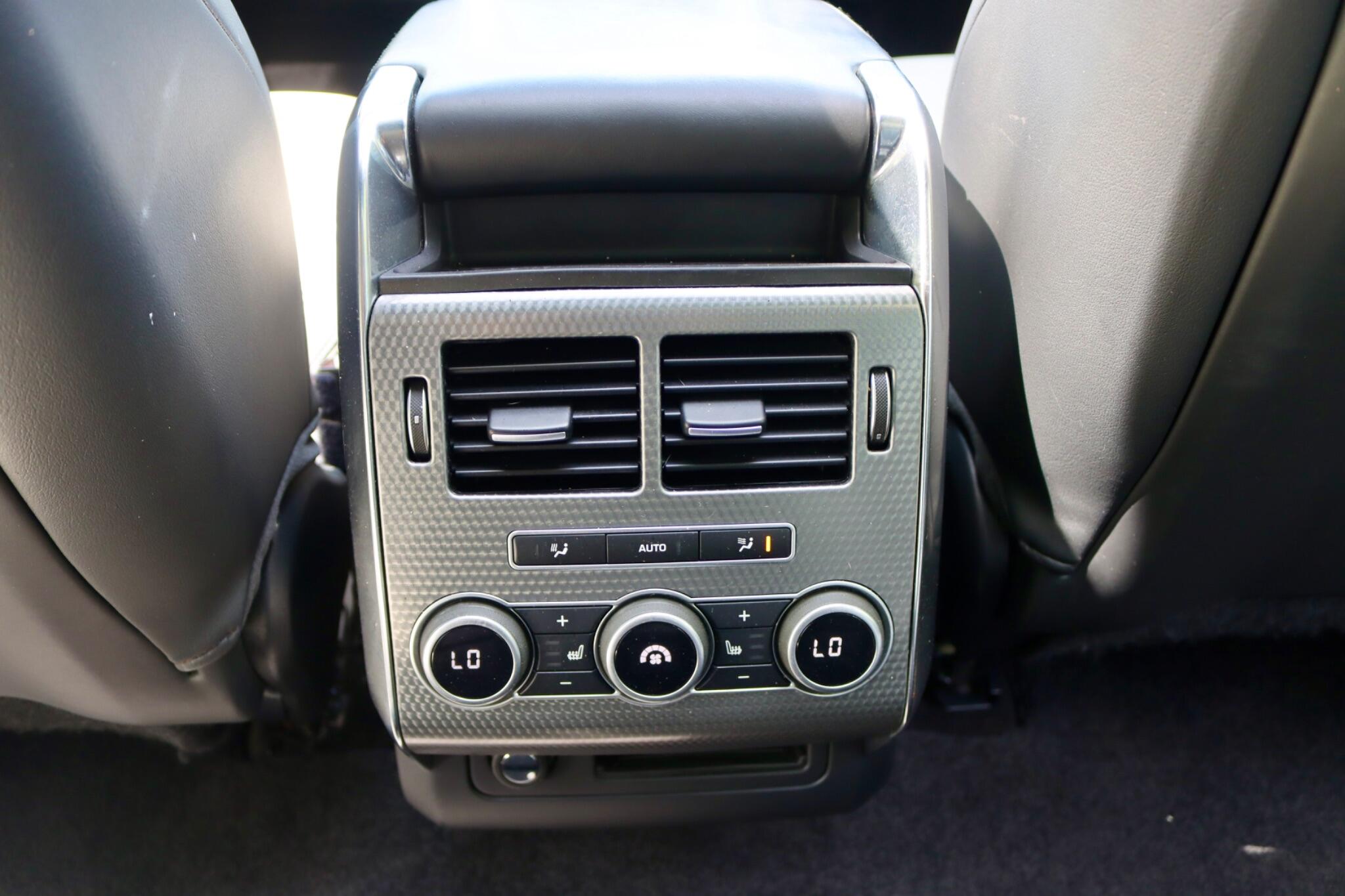 Land Rover Range Rover Sport view 29