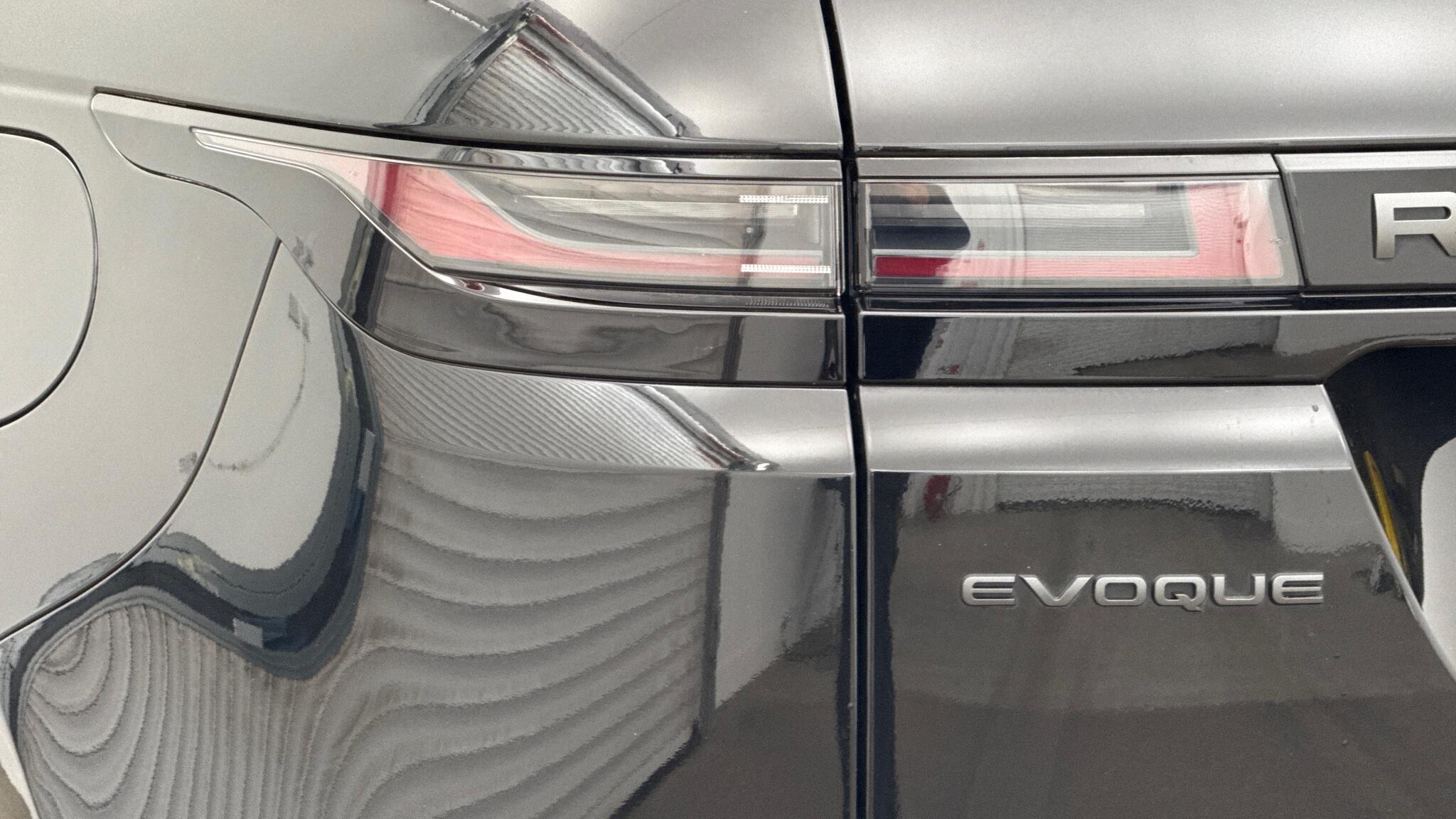 Land Rover Range Rover Evoque view 19