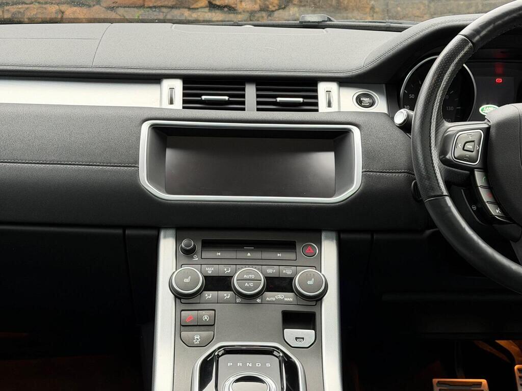 Land Rover Range Rover Evoque view 29