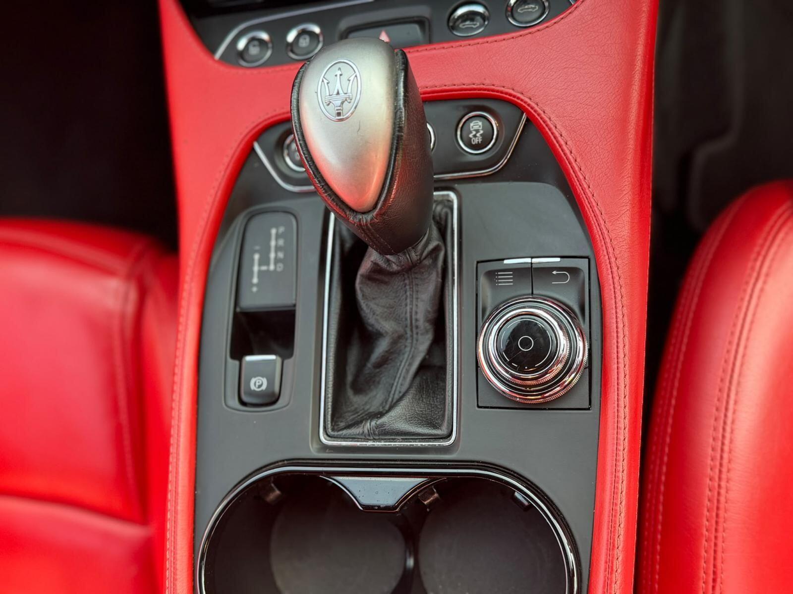 Maserati Grancabrio view 32