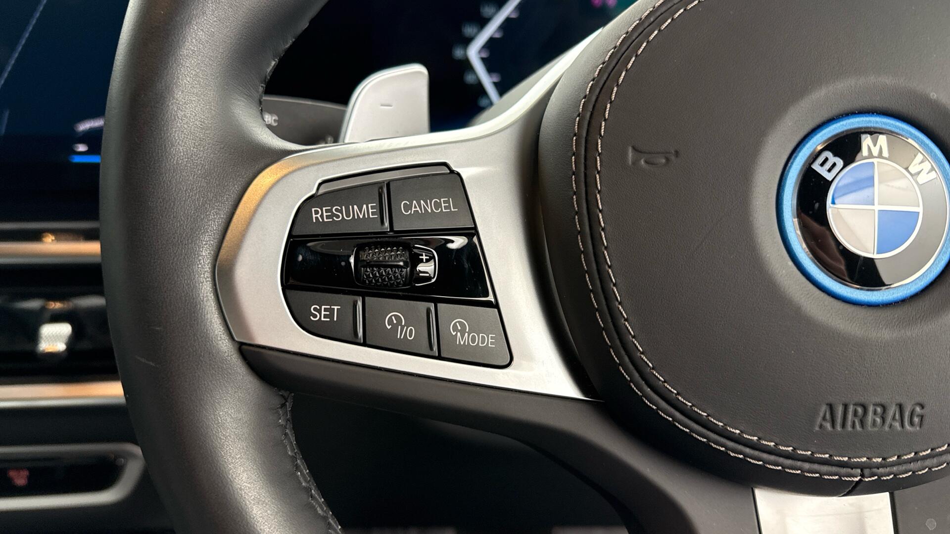 BMW X5 view 17
